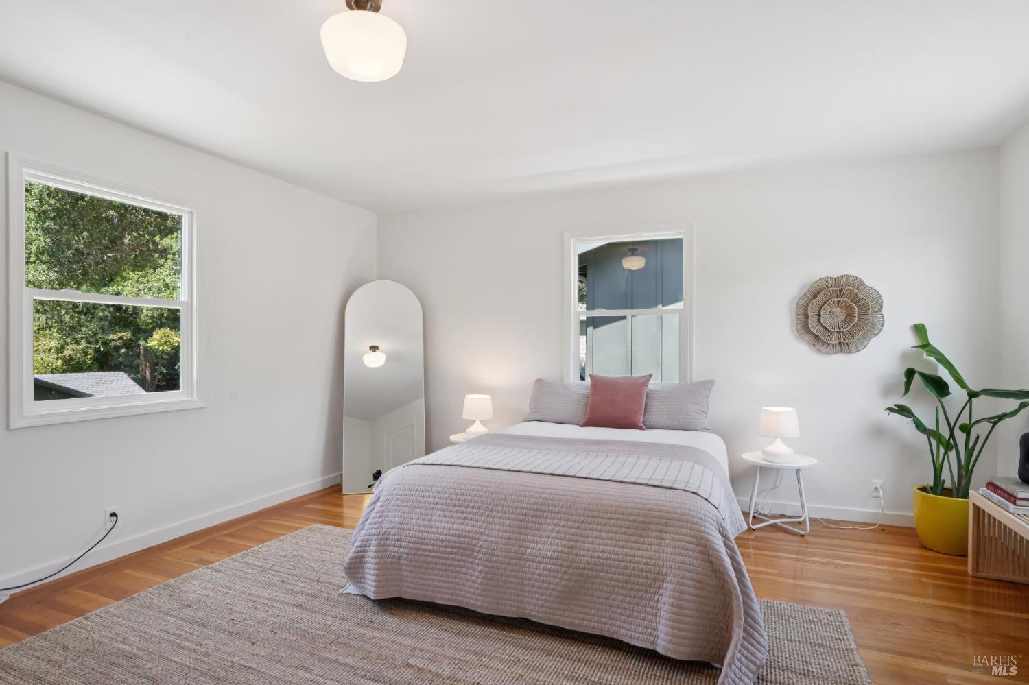 Detail Gallery Image 31 of 52 For 1943 5th Ave, San Rafael,  CA 94901 - 3 Beds | 1/1 Baths