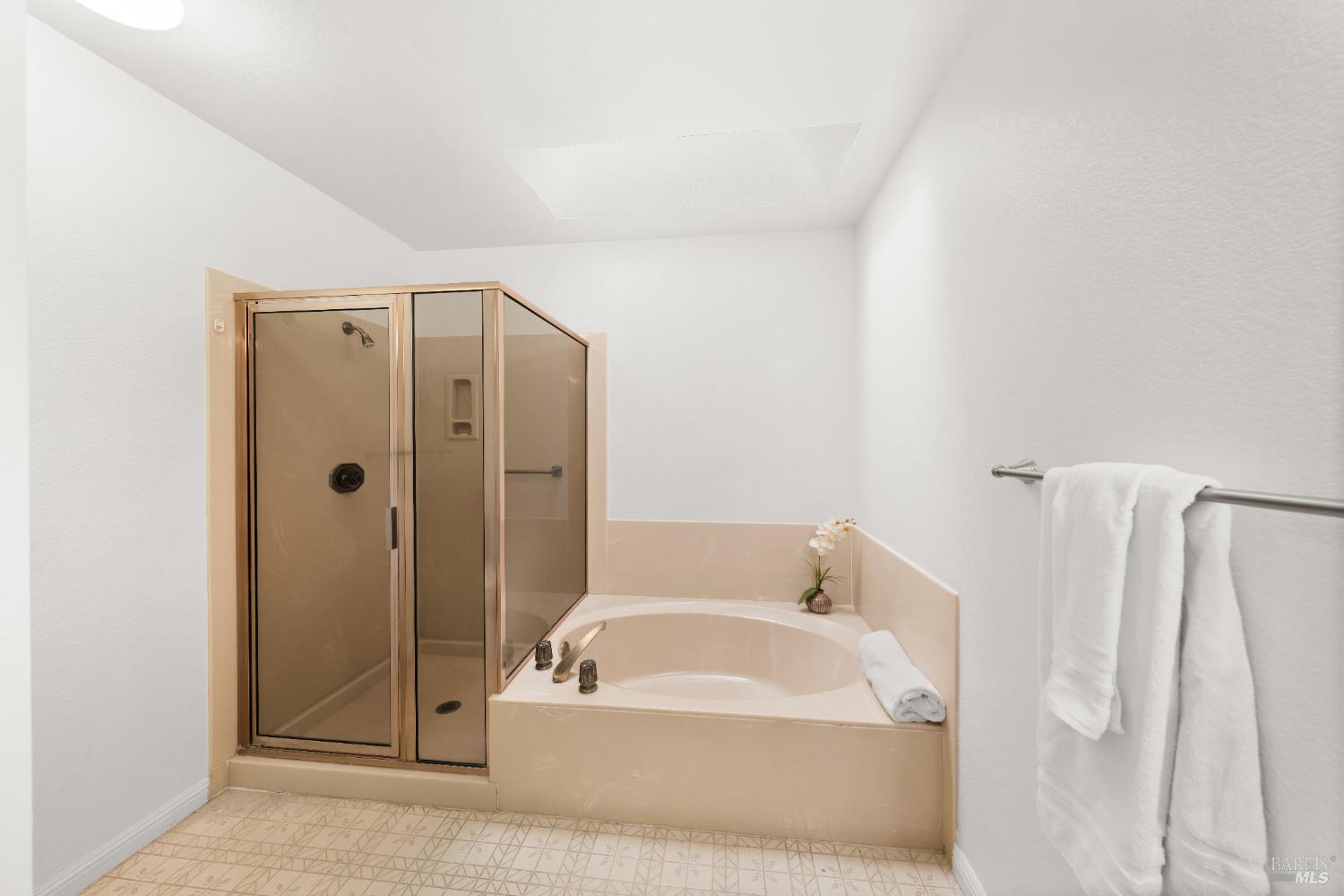 Detail Gallery Image 29 of 75 For 31 S Temelec Cir, Sonoma,  CA 95476 - 3 Beds | 2/1 Baths
