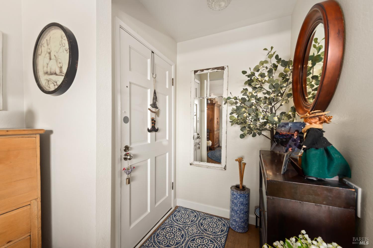 Detail Gallery Image 4 of 44 For 695 Montclair Dr, Santa Rosa,  CA 95409 - – Beds | – Baths