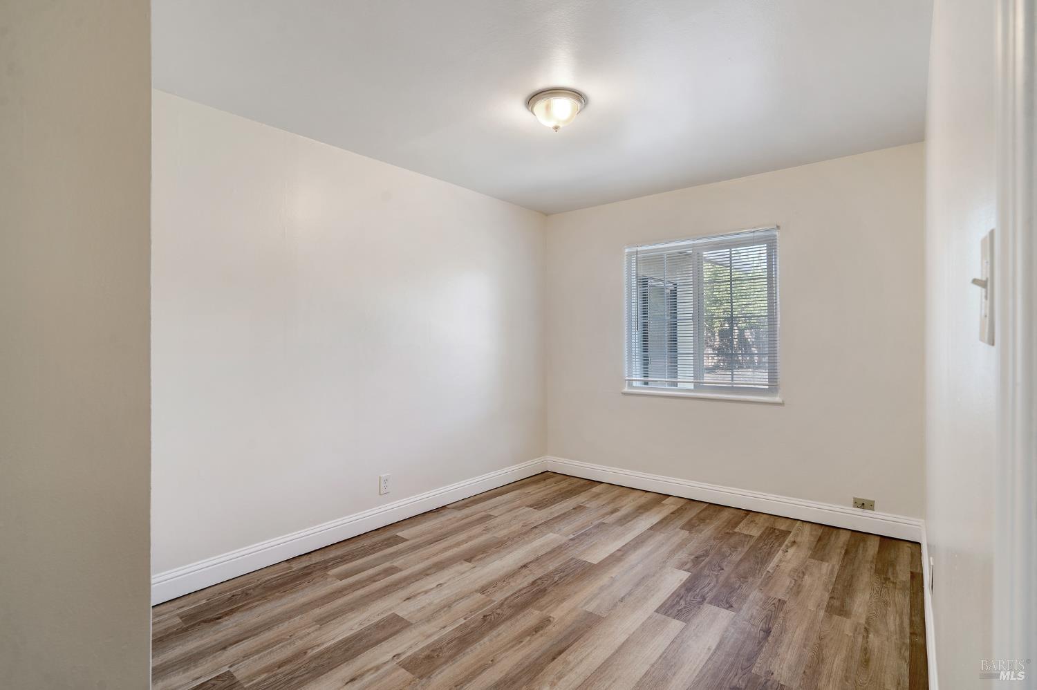 Detail Gallery Image 28 of 37 For 615 Vervais Ave, Vallejo,  CA 94591 - 4 Beds | 2 Baths