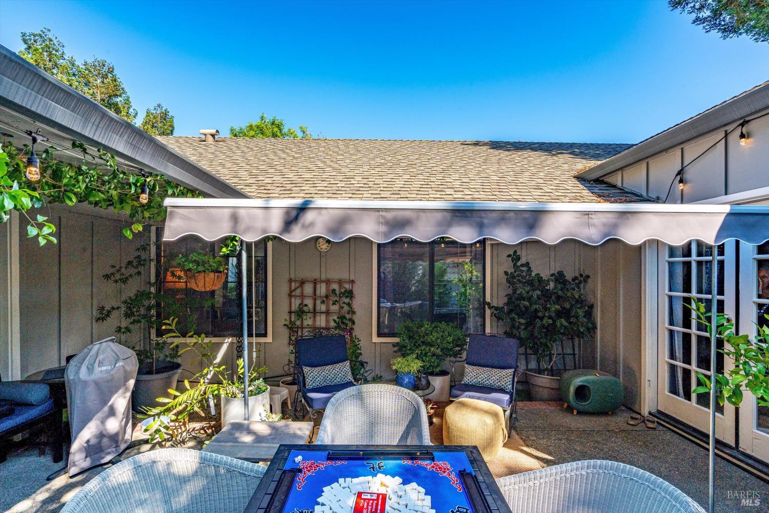Detail Gallery Image 22 of 31 For 18502 Wellesley Ct, Sonoma,  CA 95476 - 3 Beds | 2 Baths