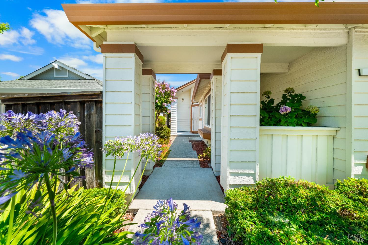 Detail Gallery Image 3 of 75 For 31 S Temelec Cir, Sonoma,  CA 95476 - 3 Beds | 2/1 Baths