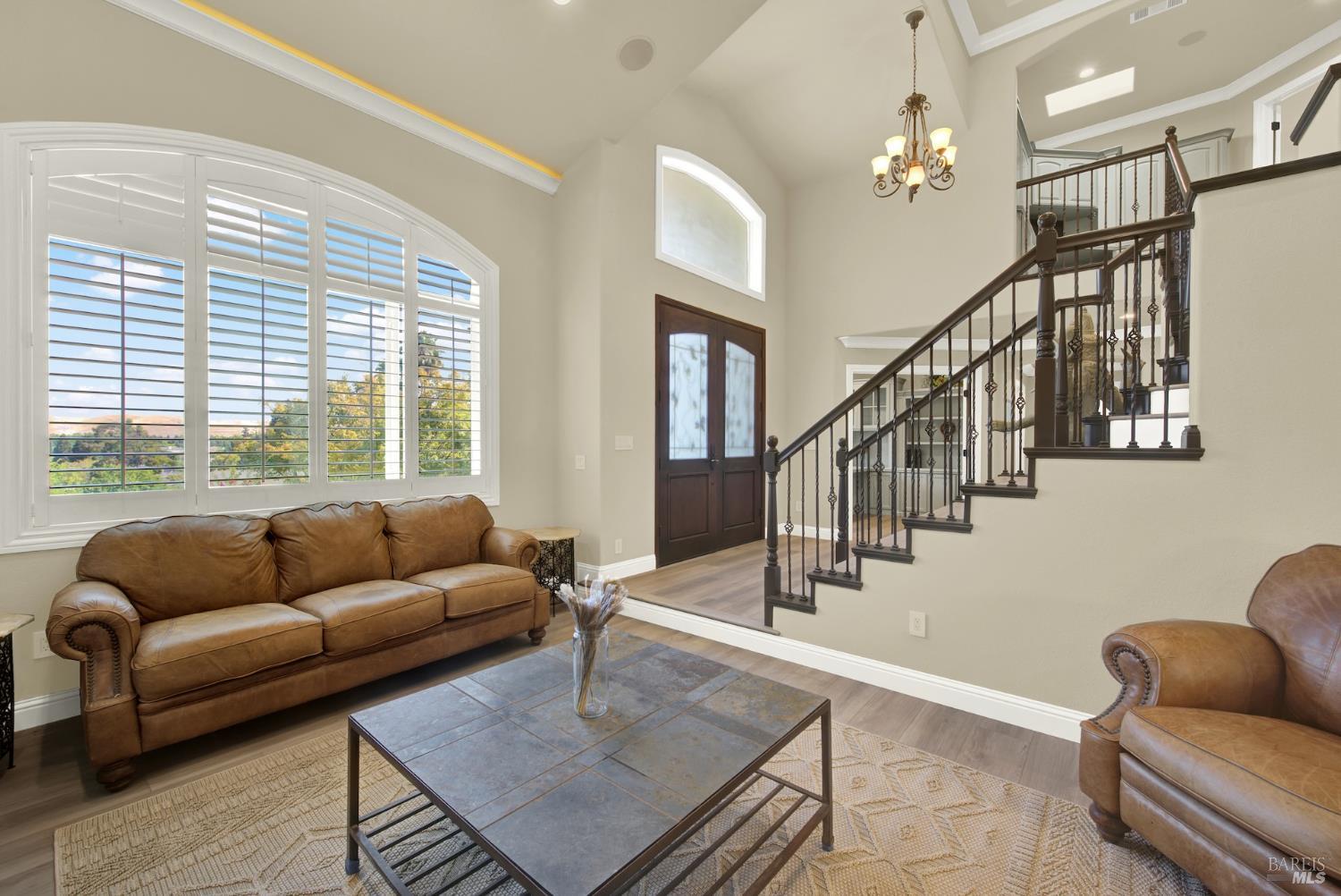 Detail Gallery Image 22 of 98 For 681 Hillside Dr, Fairfield,  CA 94533 - 5 Beds | 4/2 Baths