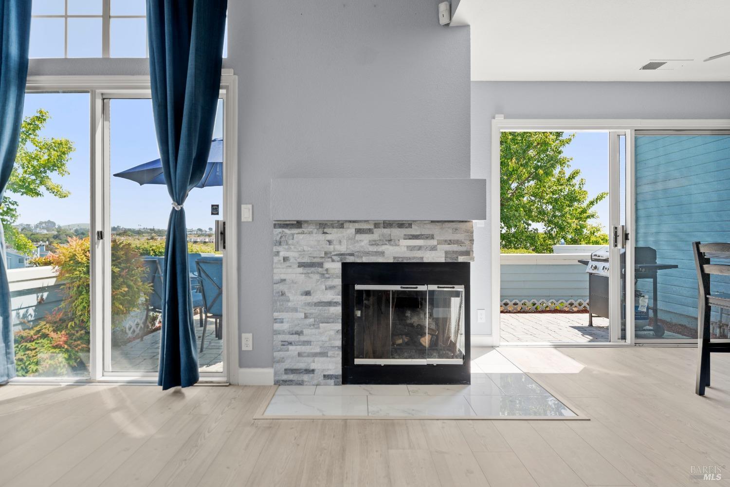 Detail Gallery Image 12 of 77 For 901 Point Reyes Ct #1,  Vallejo,  CA 94591 - 3 Beds | 2/1 Baths