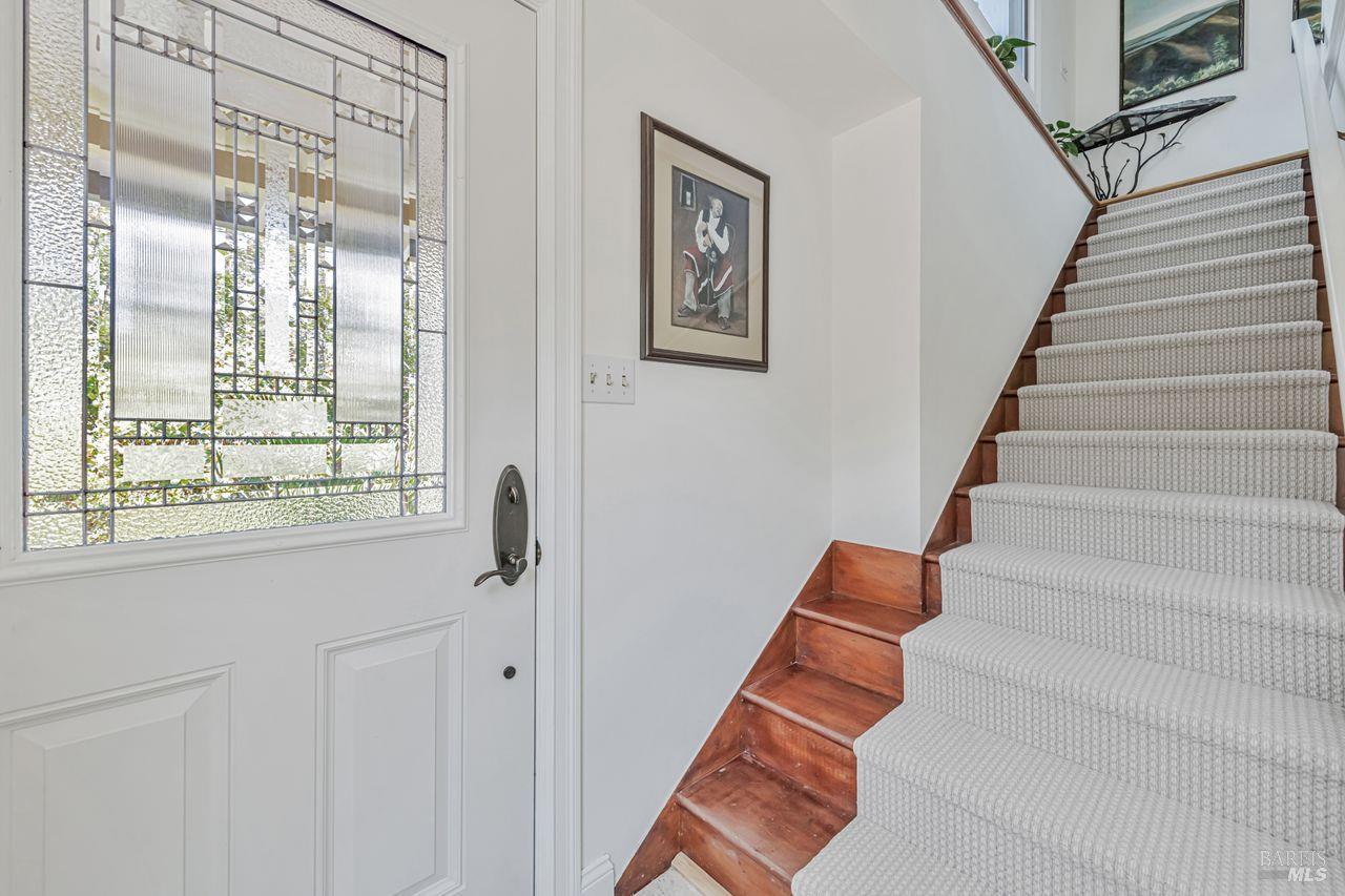 Detail Gallery Image 37 of 52 For 405 Oakdale Ave, Corte Madera,  CA 94925 - 4 Beds | 4/1 Baths