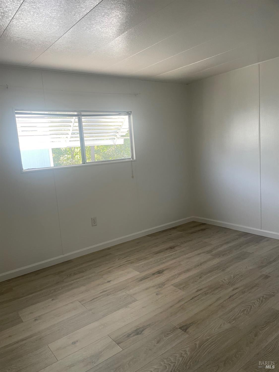 Detail Gallery Image 19 of 25 For 94 Buckwood Pl, Santa Rosa,  CA 95409 - 2 Beds | 2 Baths