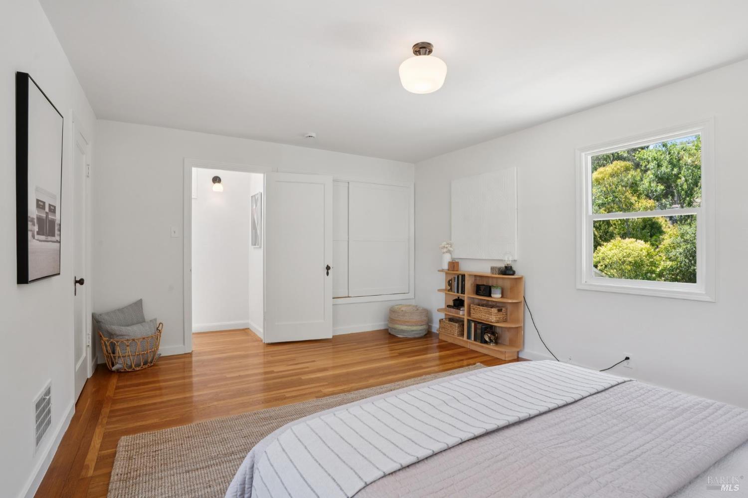 Detail Gallery Image 32 of 52 For 1943 5th Ave, San Rafael,  CA 94901 - 3 Beds | 1/1 Baths