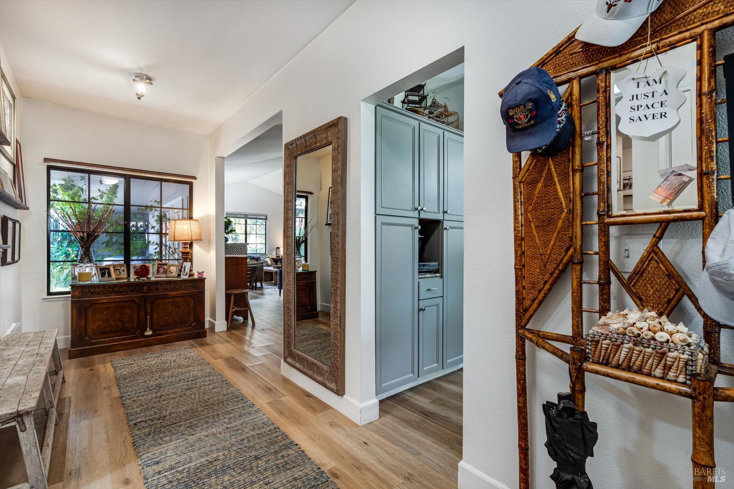 Detail Gallery Image 3 of 31 For 18502 Wellesley Ct, Sonoma,  CA 95476 - 3 Beds | 2 Baths