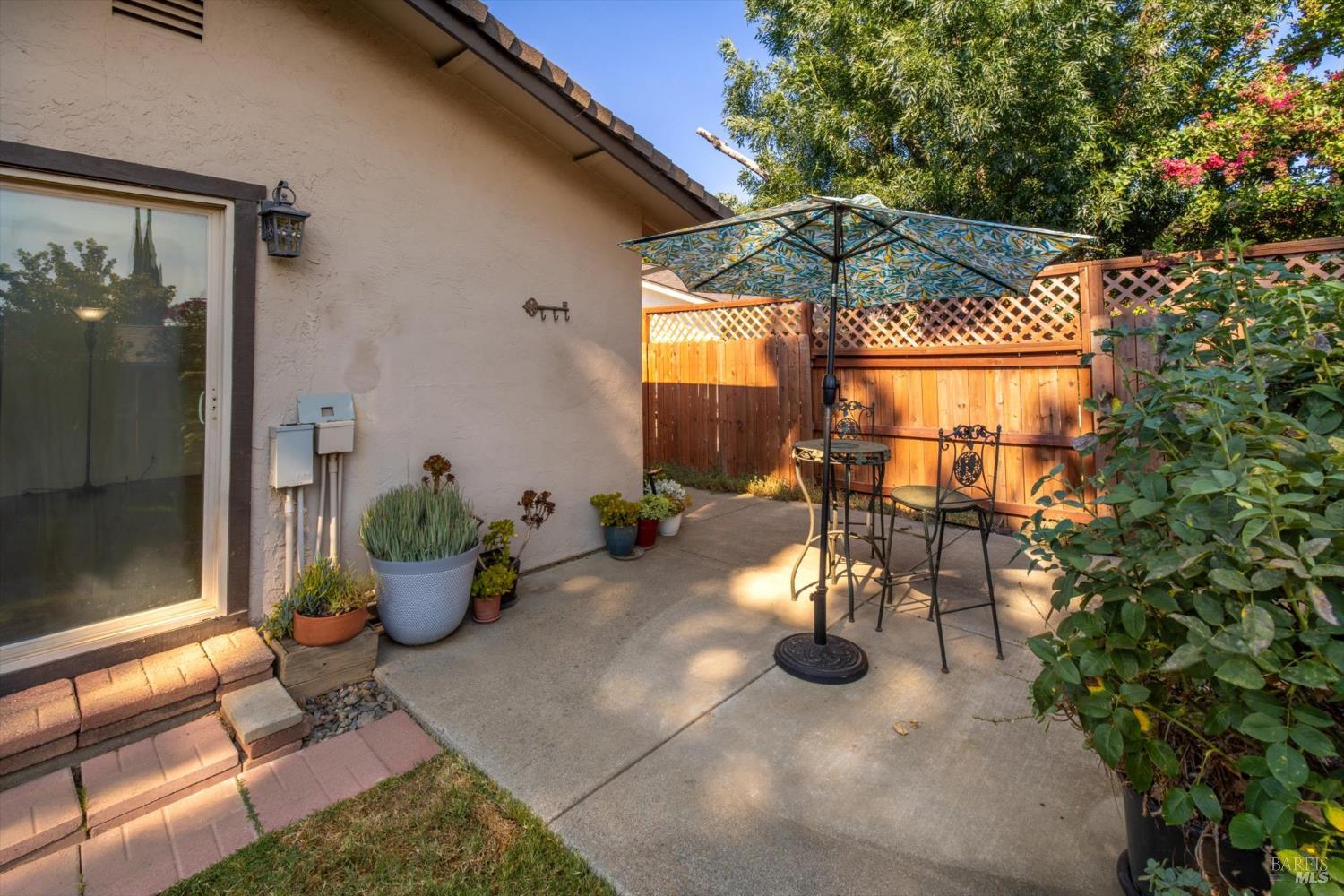 Detail Gallery Image 37 of 42 For 618 Crestview Dr, Vacaville,  CA 95688 - 4 Beds | 2 Baths