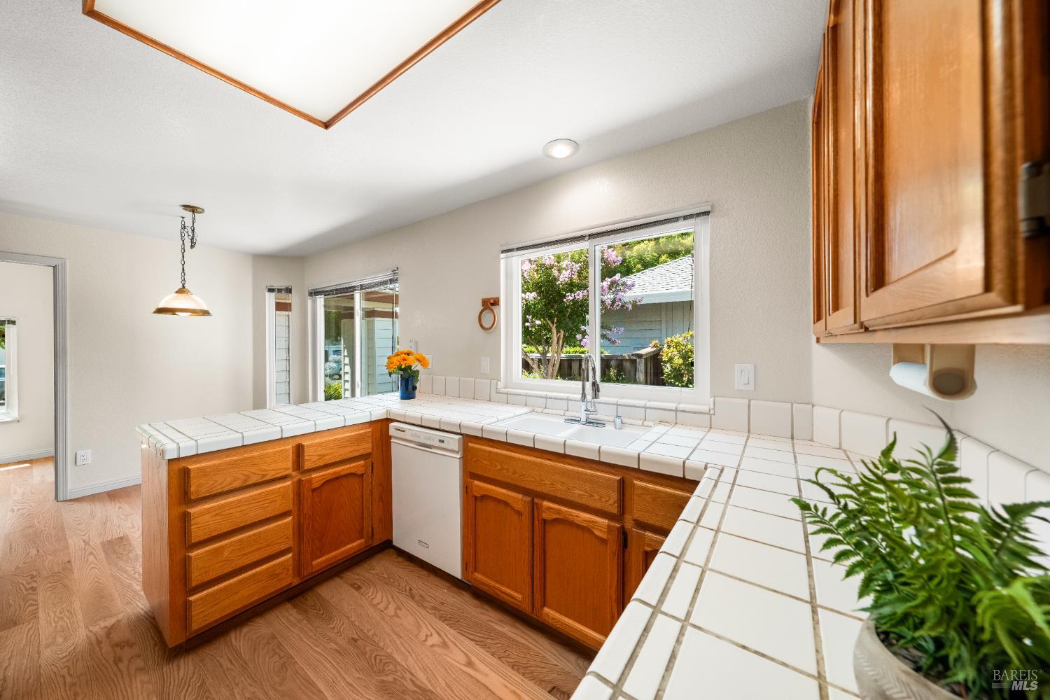 Detail Gallery Image 14 of 75 For 31 S Temelec Cir, Sonoma,  CA 95476 - 3 Beds | 2/1 Baths