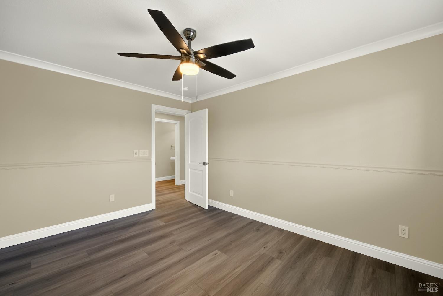 Detail Gallery Image 46 of 98 For 681 Hillside Dr, Fairfield,  CA 94533 - 5 Beds | 4/2 Baths