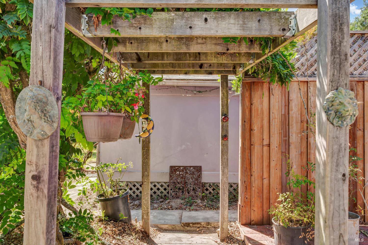Detail Gallery Image 30 of 53 For 7739 Lynch Rd, Sebastopol,  CA 95472 - 2 Beds | 2 Baths