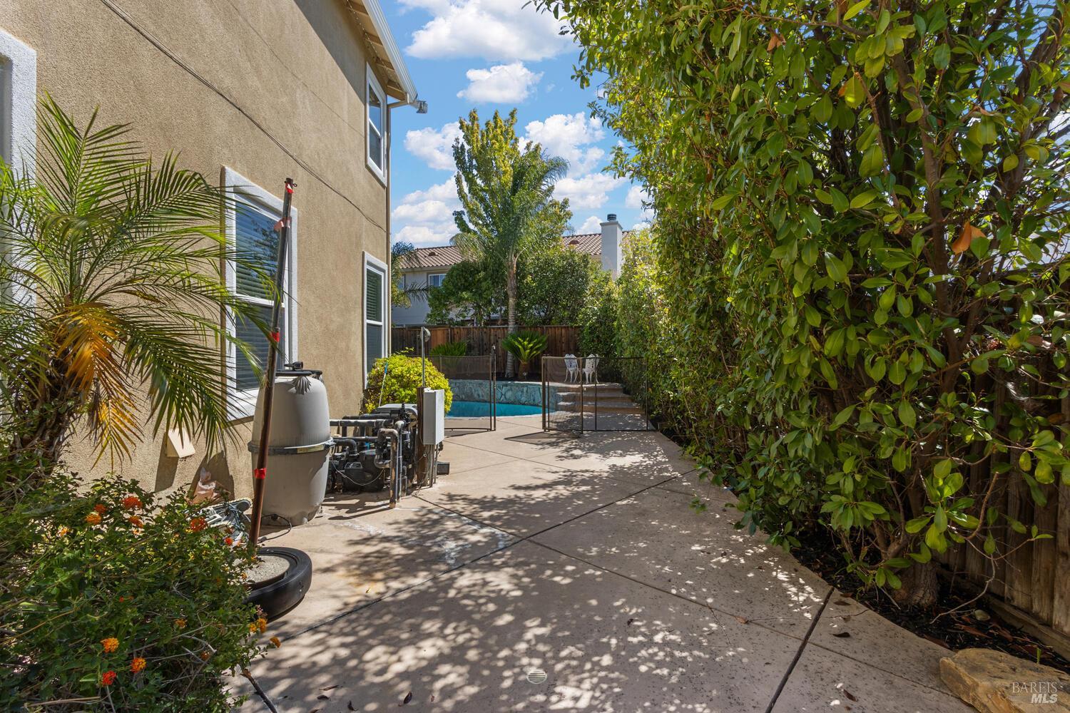 Detail Gallery Image 37 of 45 For 2721 Vallejo Ct, Antioch,  CA 94531 - 5 Beds | 3 Baths