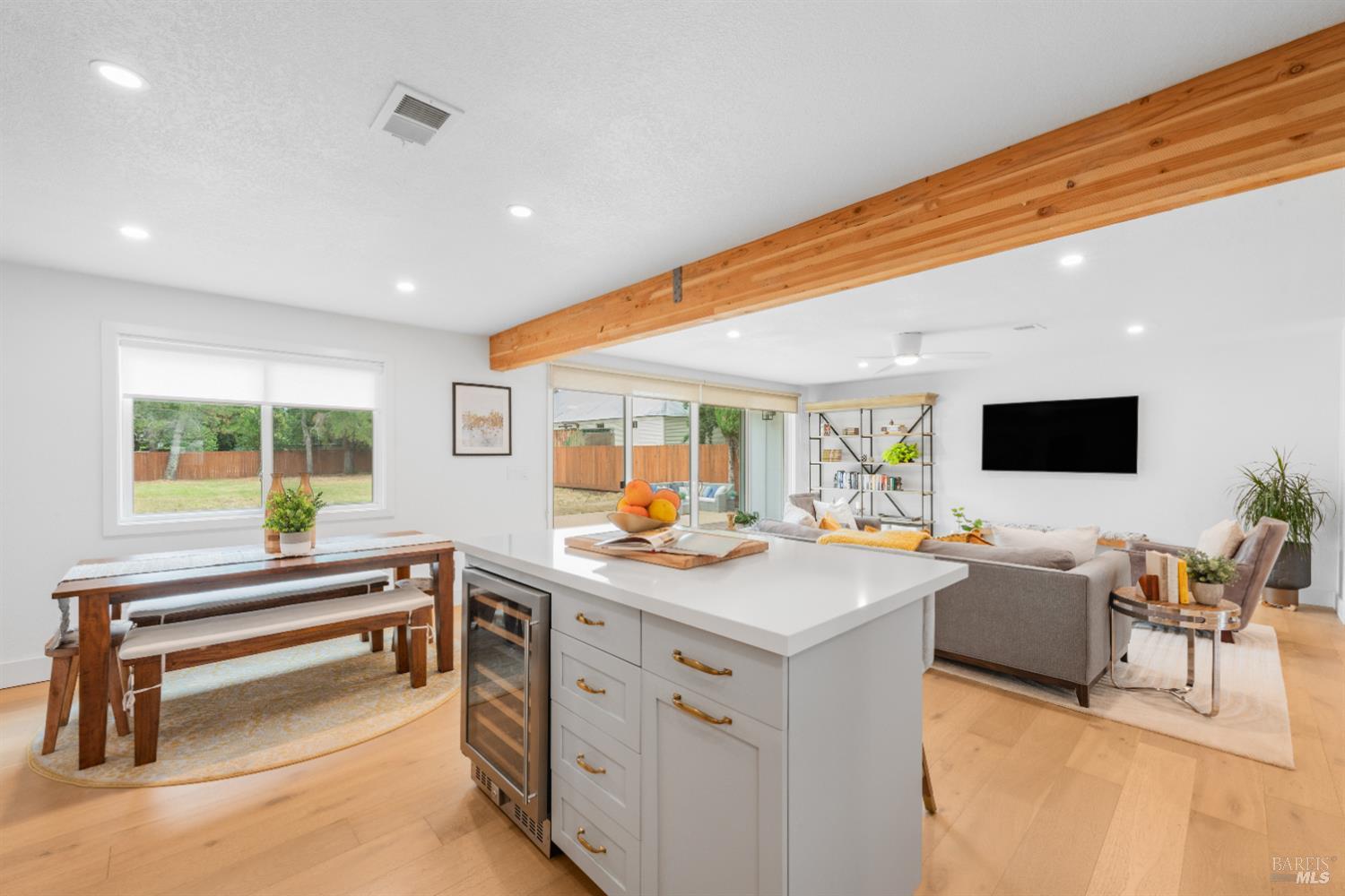 Detail Gallery Image 10 of 27 For 1133 Oak Ave, Saint Helena,  CA 94574 - 3 Beds | 2 Baths
