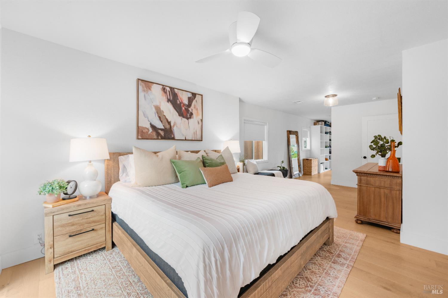 Detail Gallery Image 14 of 27 For 1133 Oak Ave, Saint Helena,  CA 94574 - 3 Beds | 2 Baths