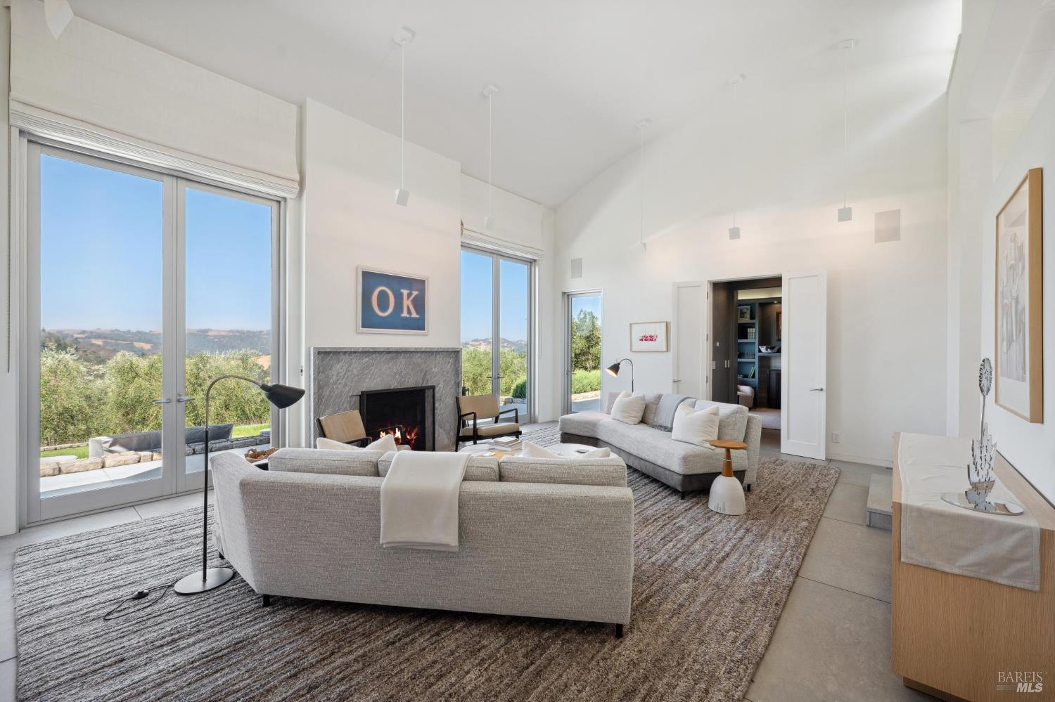 Detail Gallery Image 15 of 83 For 13418 Chalk Hill Rd, Healdsburg,  CA 95448 - 3 Beds | 4/1 Baths