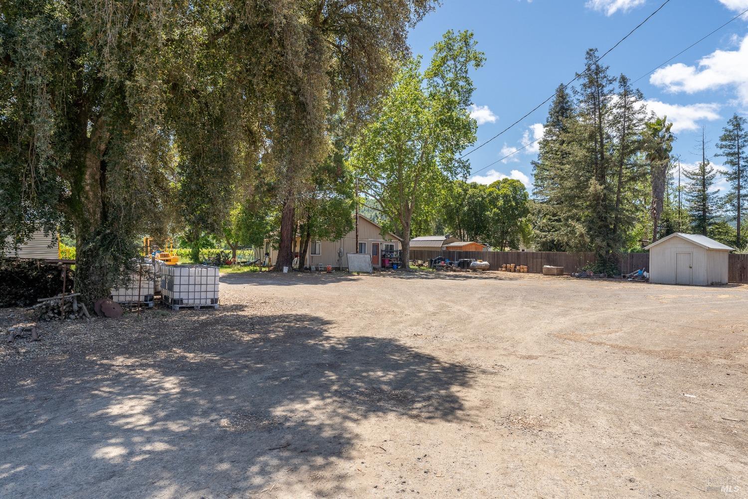 Detail Gallery Image 7 of 14 For 3525 Taylor Dr, Ukiah,  CA 95482 - – Beds | – Baths