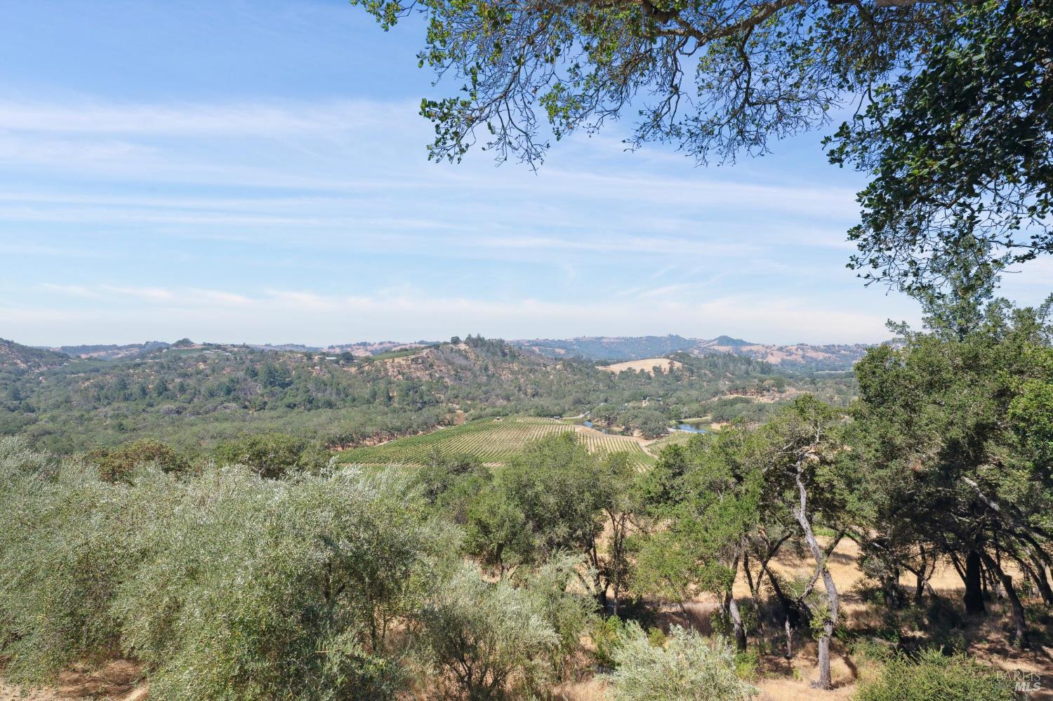 Detail Gallery Image 32 of 83 For 13418 Chalk Hill Rd, Healdsburg,  CA 95448 - 3 Beds | 4/1 Baths
