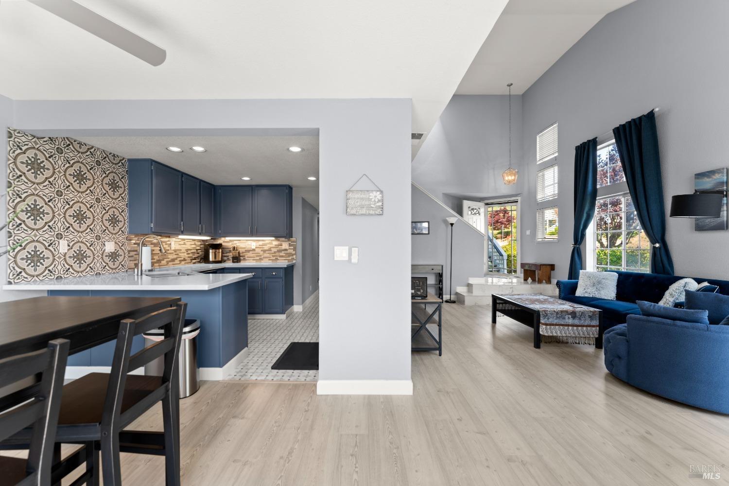 Detail Gallery Image 16 of 77 For 901 Point Reyes Ct #1,  Vallejo,  CA 94591 - 3 Beds | 2/1 Baths