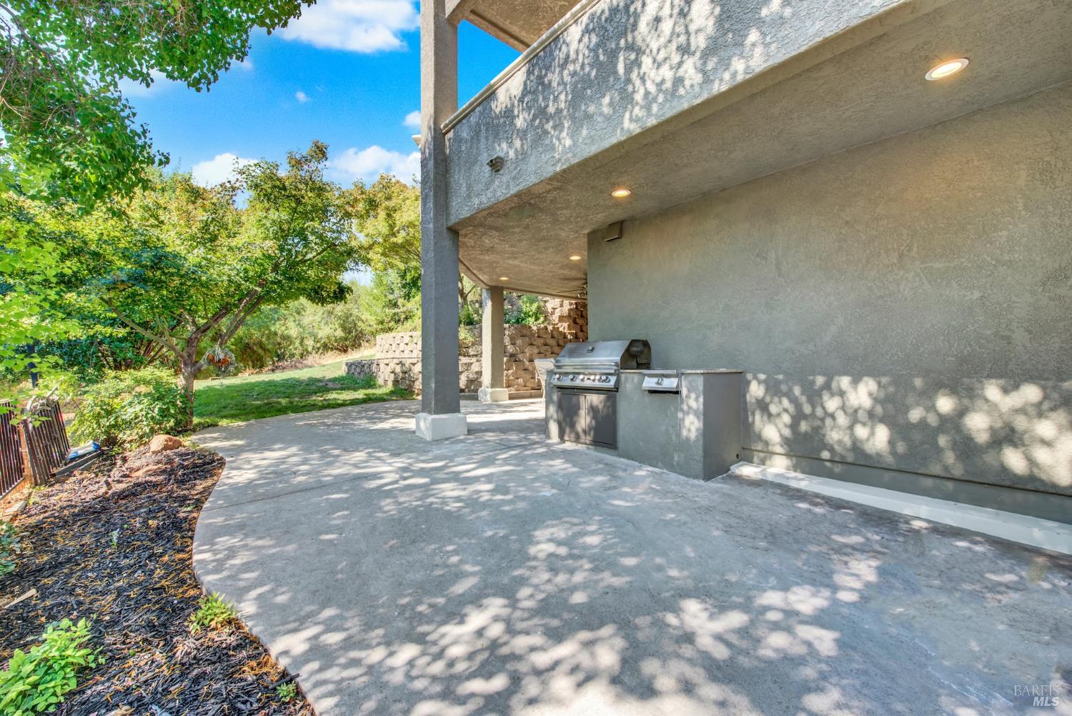 Detail Gallery Image 92 of 98 For 681 Hillside Dr, Fairfield,  CA 94533 - 5 Beds | 4/2 Baths