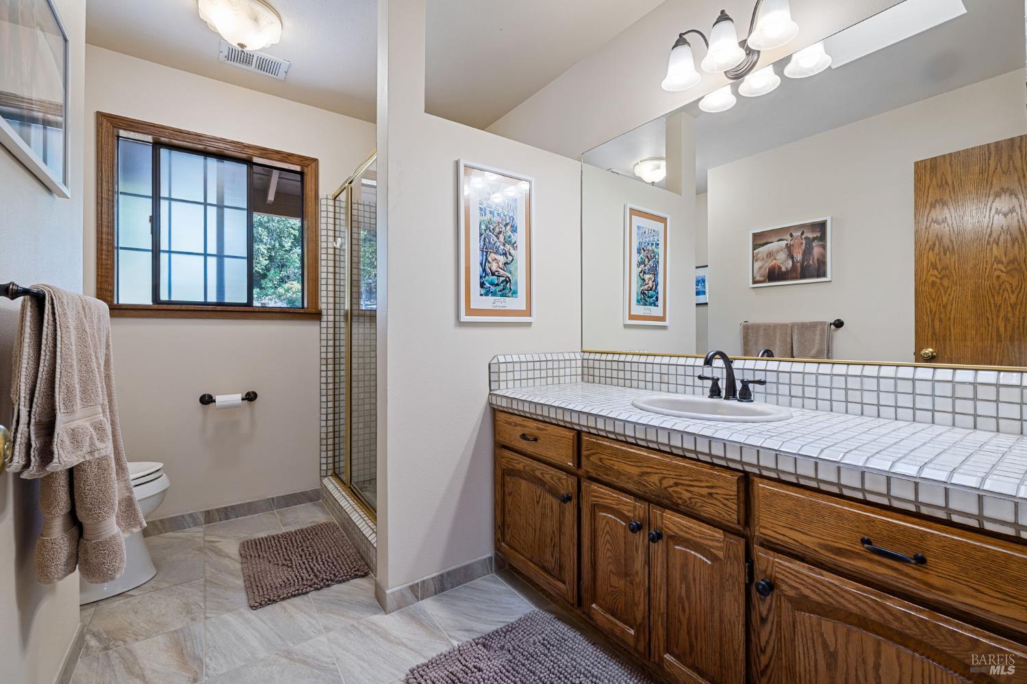 Detail Gallery Image 32 of 60 For 3541 Foxwood Pl, Santa Rosa,  CA 95405 - 3 Beds | 3 Baths