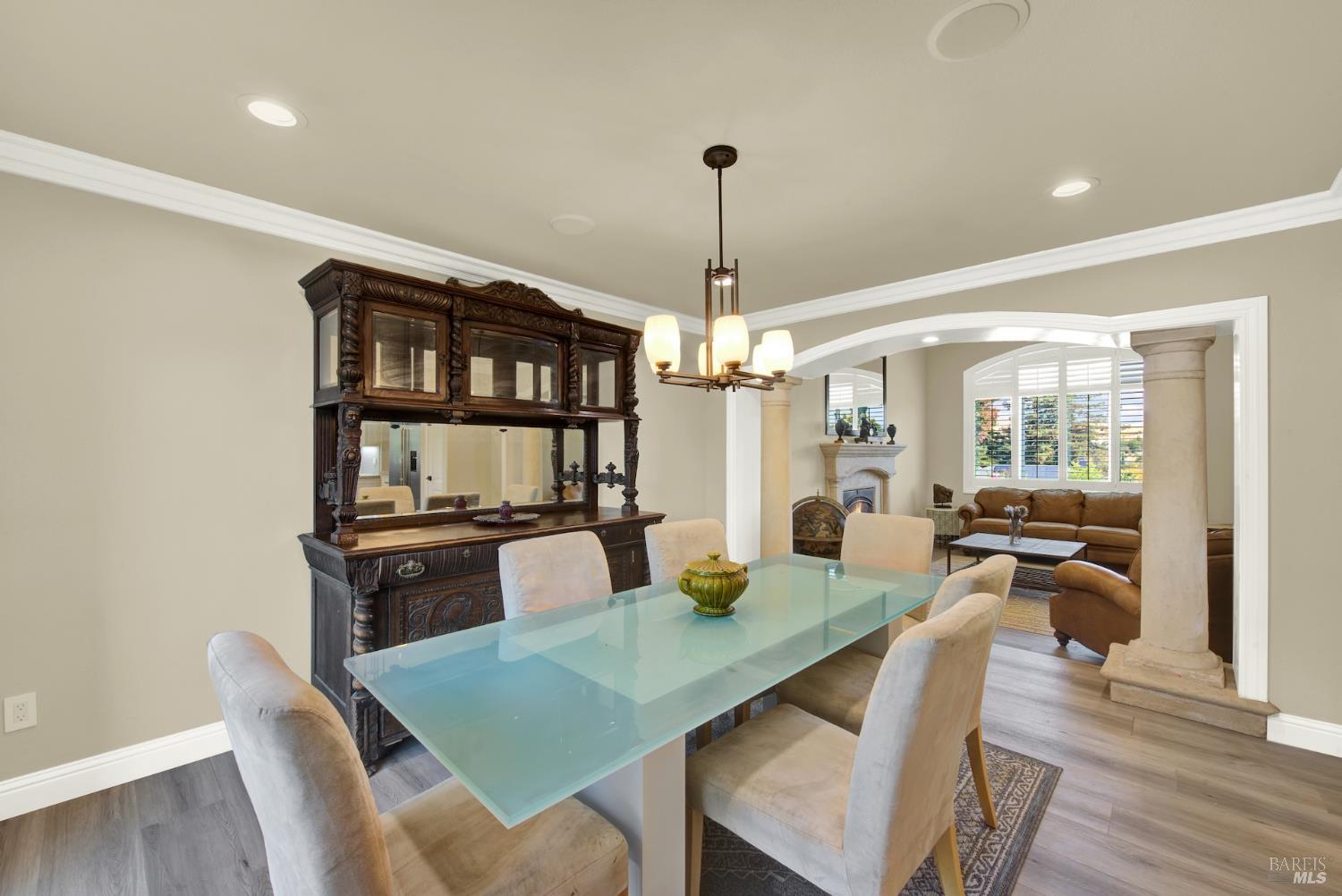 Detail Gallery Image 26 of 98 For 681 Hillside Dr, Fairfield,  CA 94533 - 5 Beds | 4/2 Baths