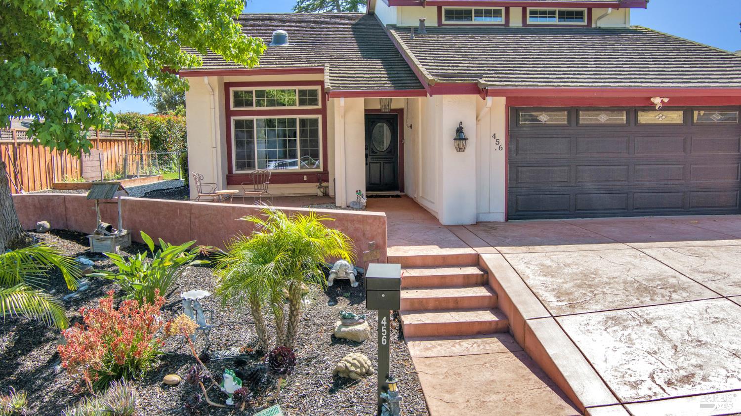 Detail Gallery Image 4 of 24 For 456 Ofarrell Dr, Benicia,  CA 94510 - 4 Beds | 3 Baths