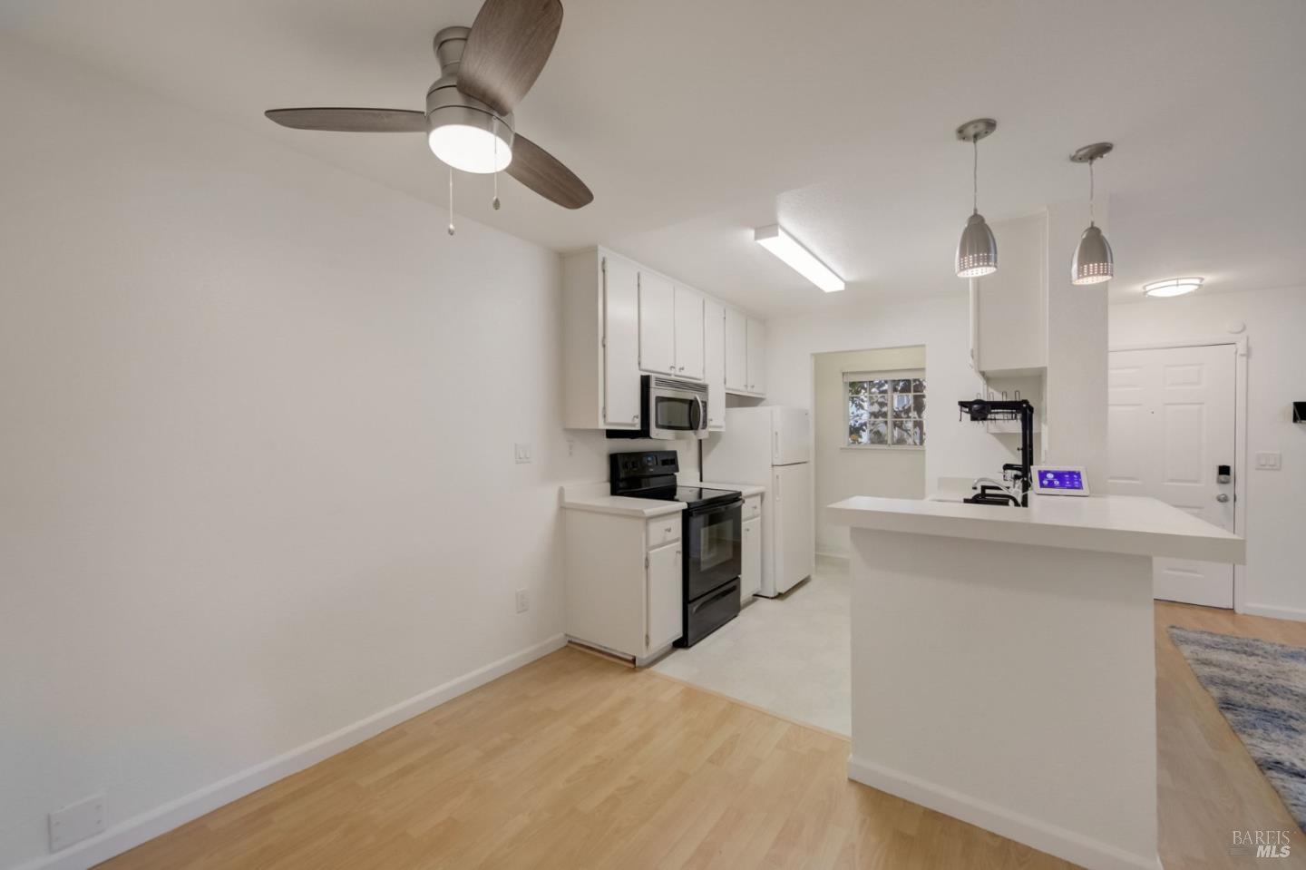 Detail Gallery Image 18 of 36 For 285 Lighthouse Dr, Vallejo,  CA 94590 - 2 Beds | 1 Baths