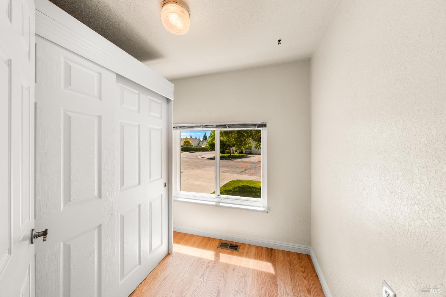 Detail Gallery Image 18 of 75 For 31 S Temelec Cir, Sonoma,  CA 95476 - 3 Beds | 2/1 Baths