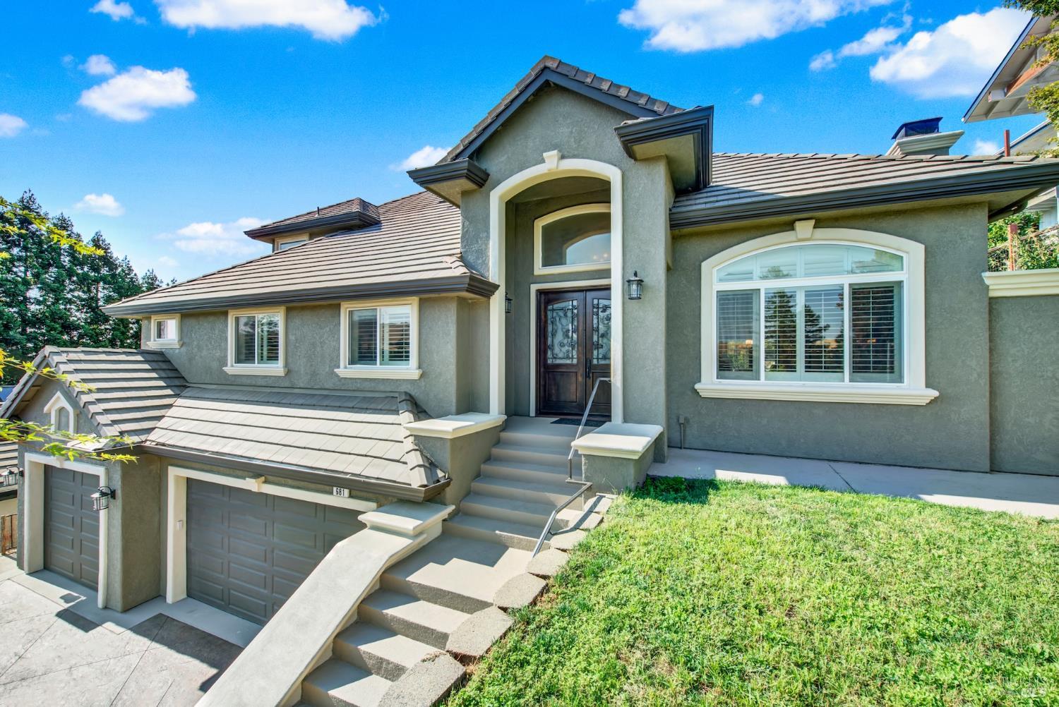 Detail Gallery Image 15 of 98 For 681 Hillside Dr, Fairfield,  CA 94533 - 5 Beds | 4/2 Baths