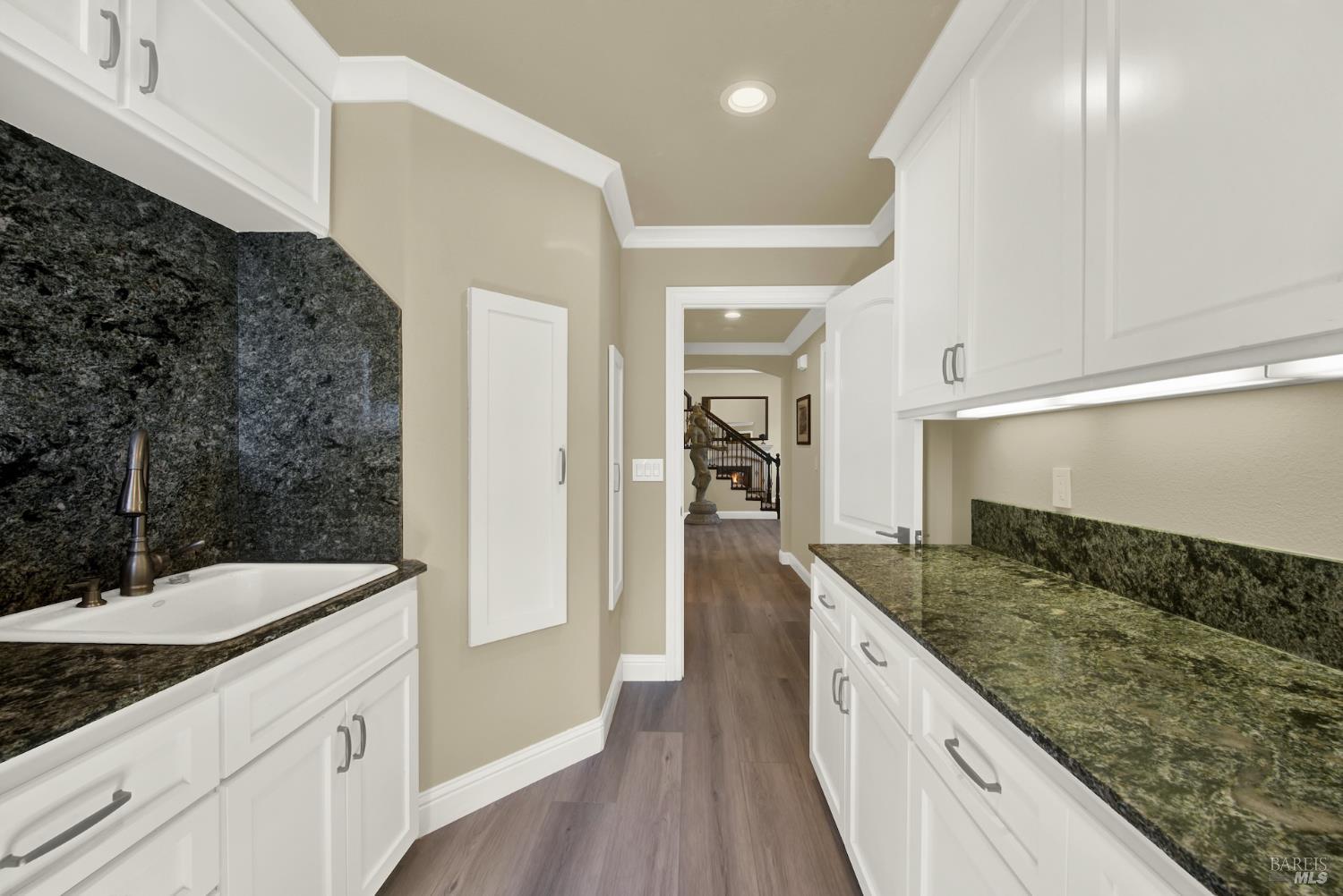 Detail Gallery Image 50 of 98 For 681 Hillside Dr, Fairfield,  CA 94533 - 5 Beds | 4/2 Baths