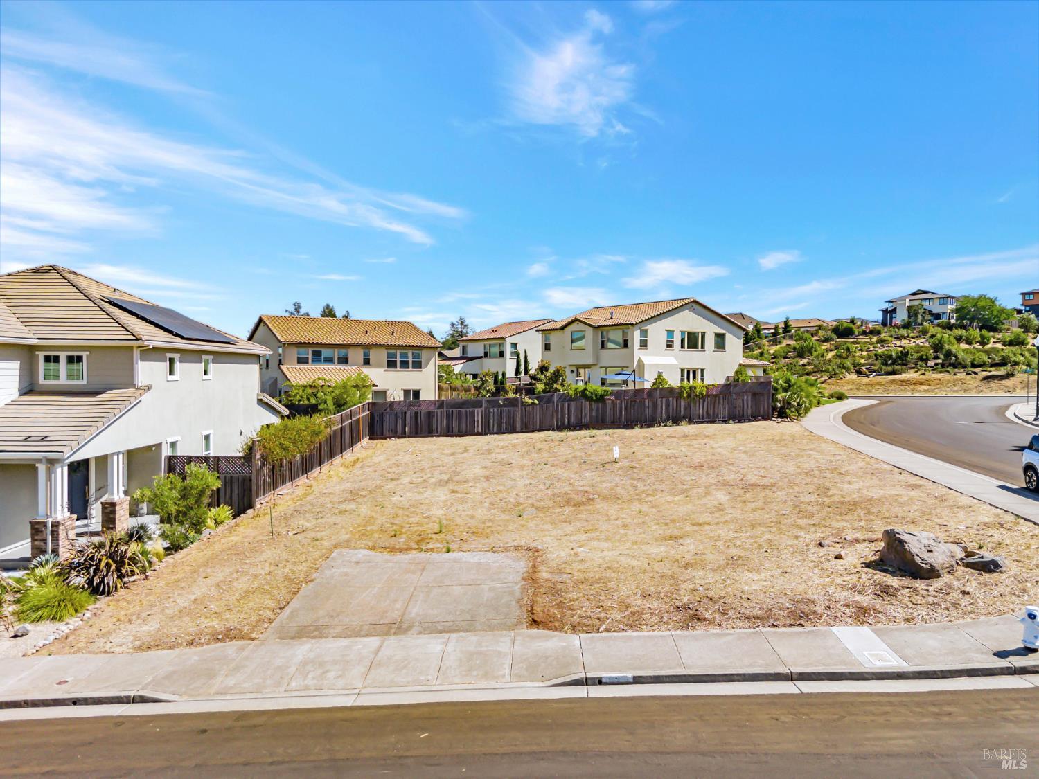 Detail Gallery Image 5 of 23 For 3987 Millbrook Dr, Santa Rosa,  CA 95404 - – Beds | – Baths