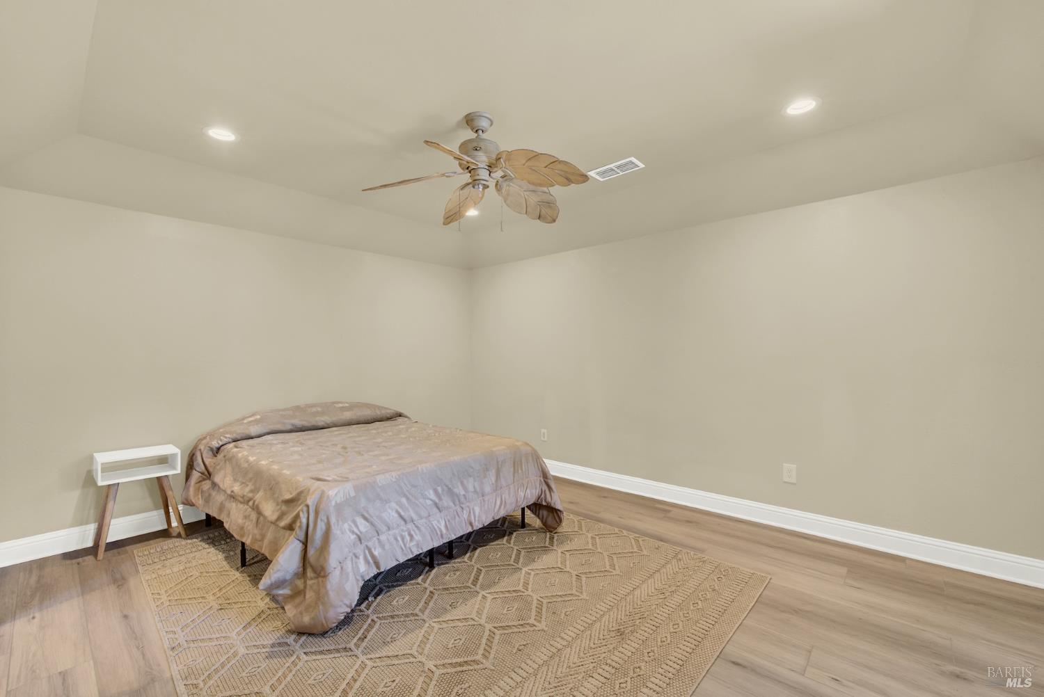 Detail Gallery Image 85 of 98 For 681 Hillside Dr, Fairfield,  CA 94533 - 5 Beds | 4/2 Baths