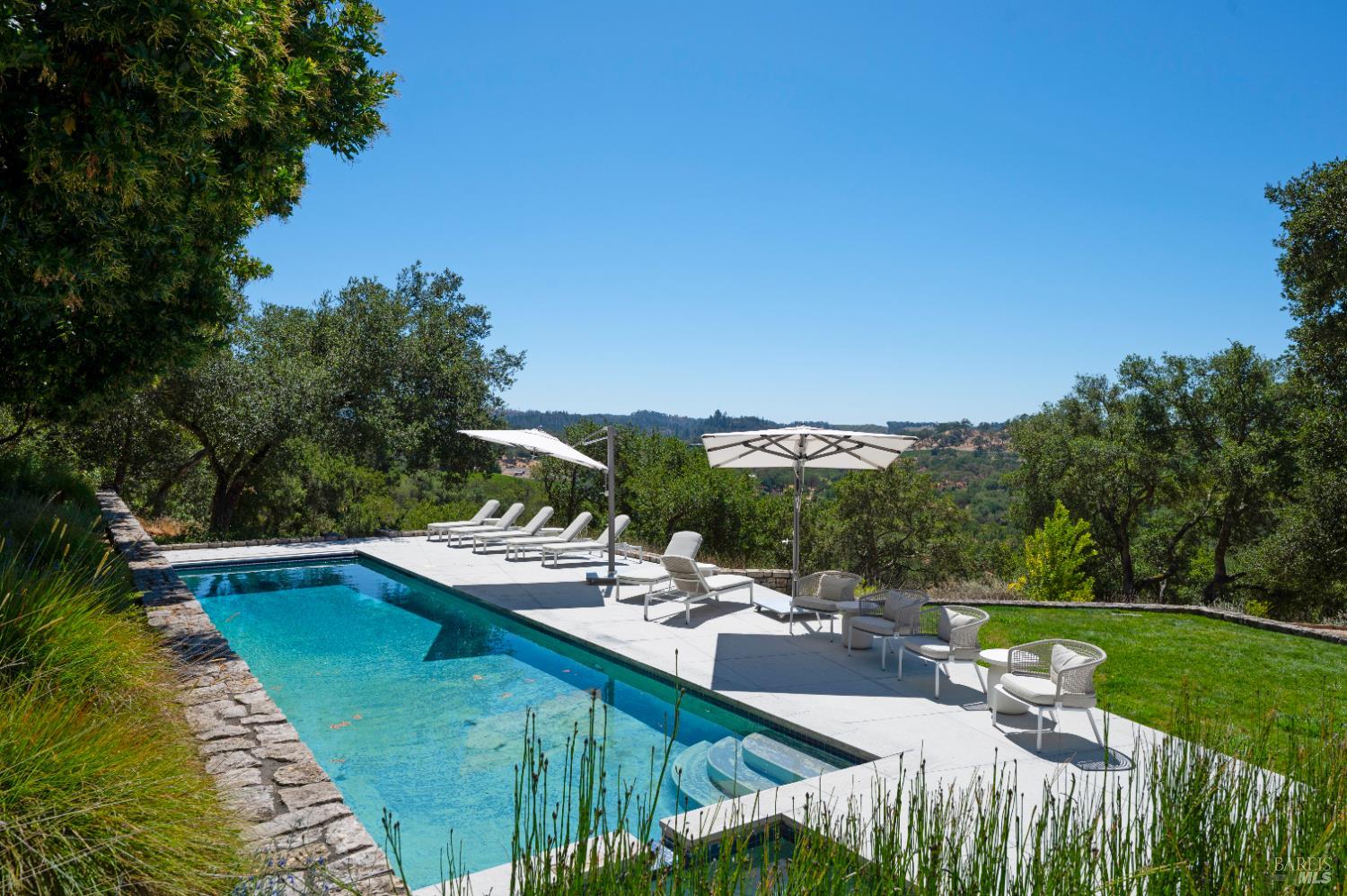 Detail Gallery Image 9 of 83 For 13418 Chalk Hill Rd, Healdsburg,  CA 95448 - 3 Beds | 4/1 Baths