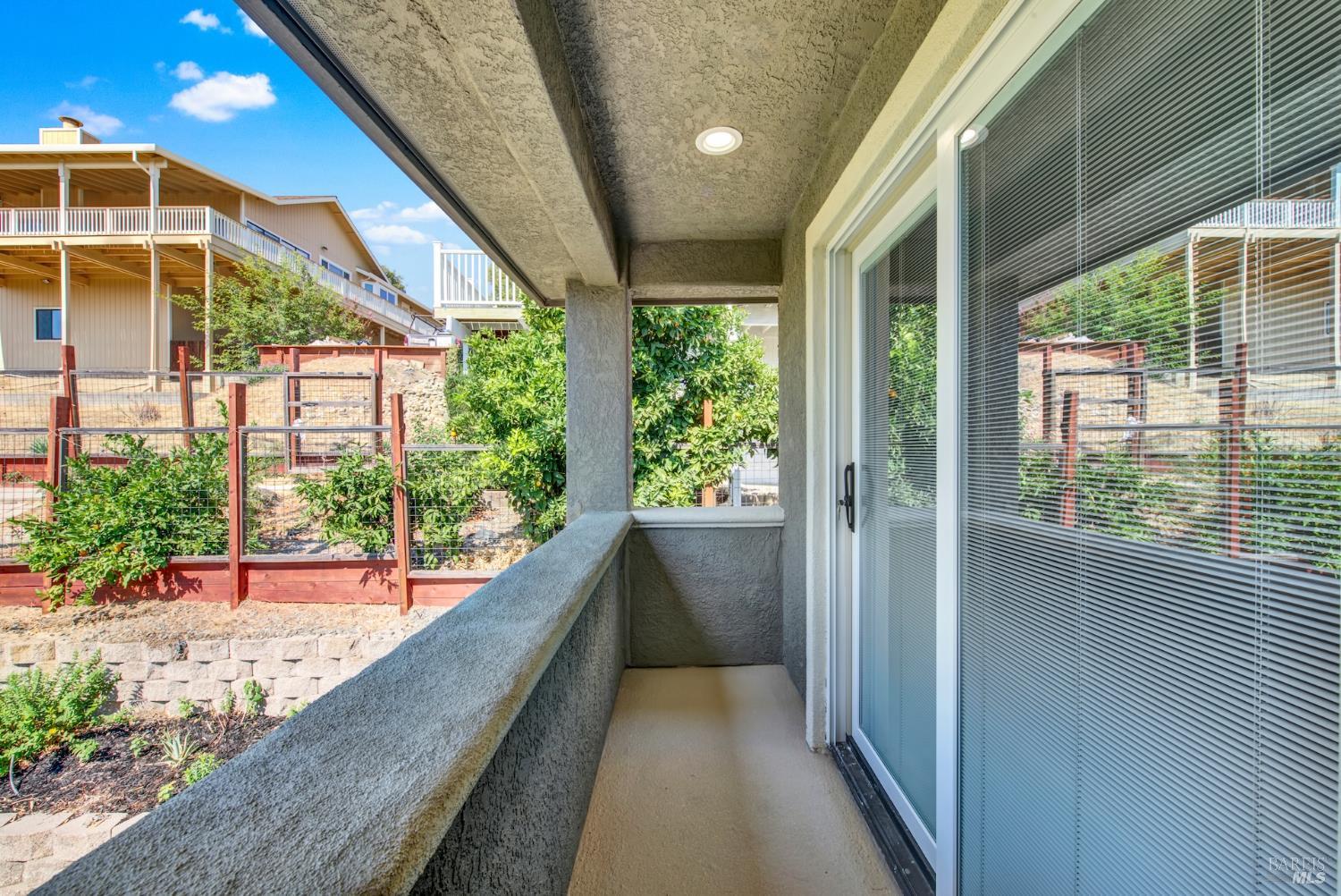 Detail Gallery Image 70 of 98 For 681 Hillside Dr, Fairfield,  CA 94533 - 5 Beds | 4/2 Baths