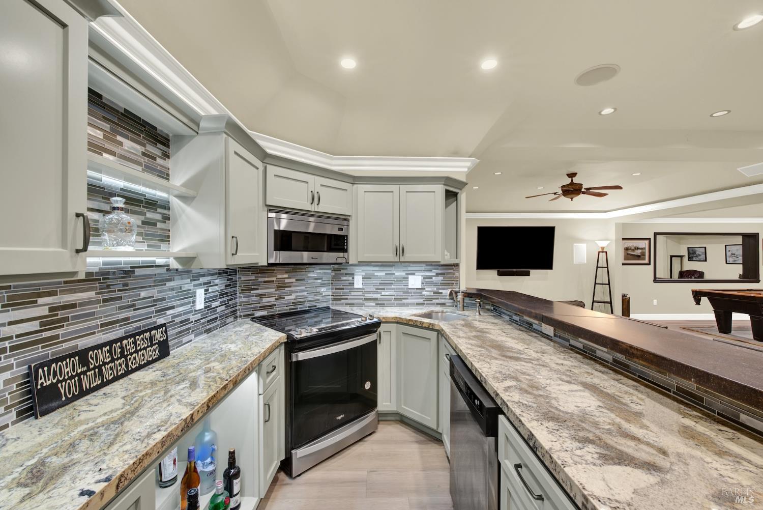 Detail Gallery Image 82 of 98 For 681 Hillside Dr, Fairfield,  CA 94533 - 5 Beds | 4/2 Baths
