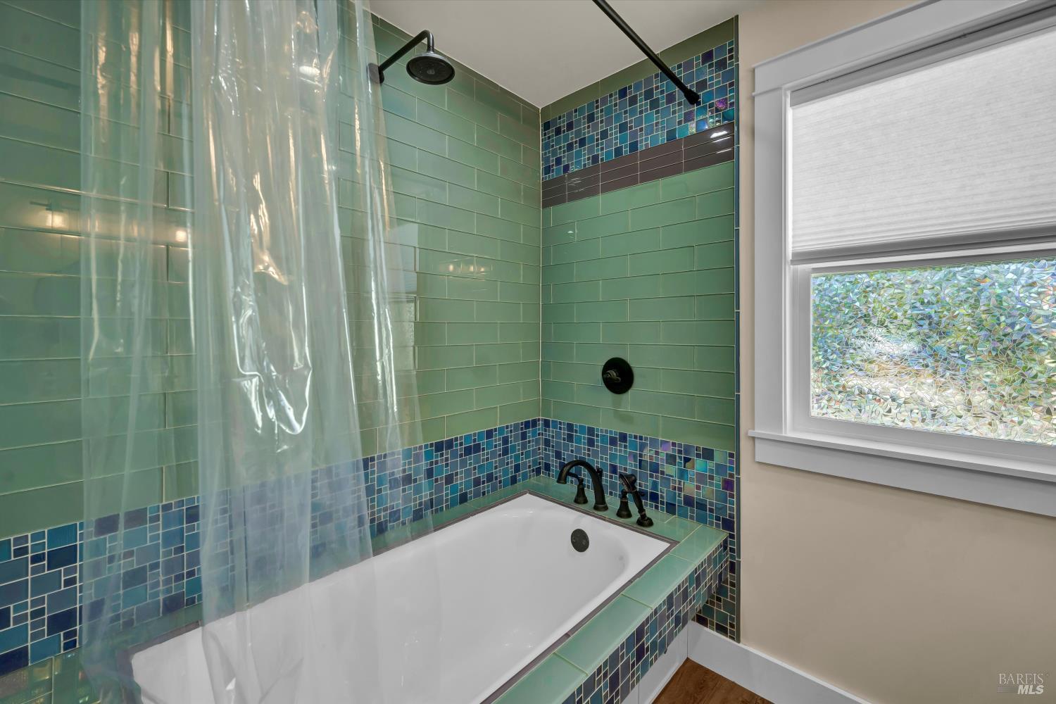 Detail Gallery Image 21 of 53 For 7739 Lynch Rd, Sebastopol,  CA 95472 - 2 Beds | 2 Baths