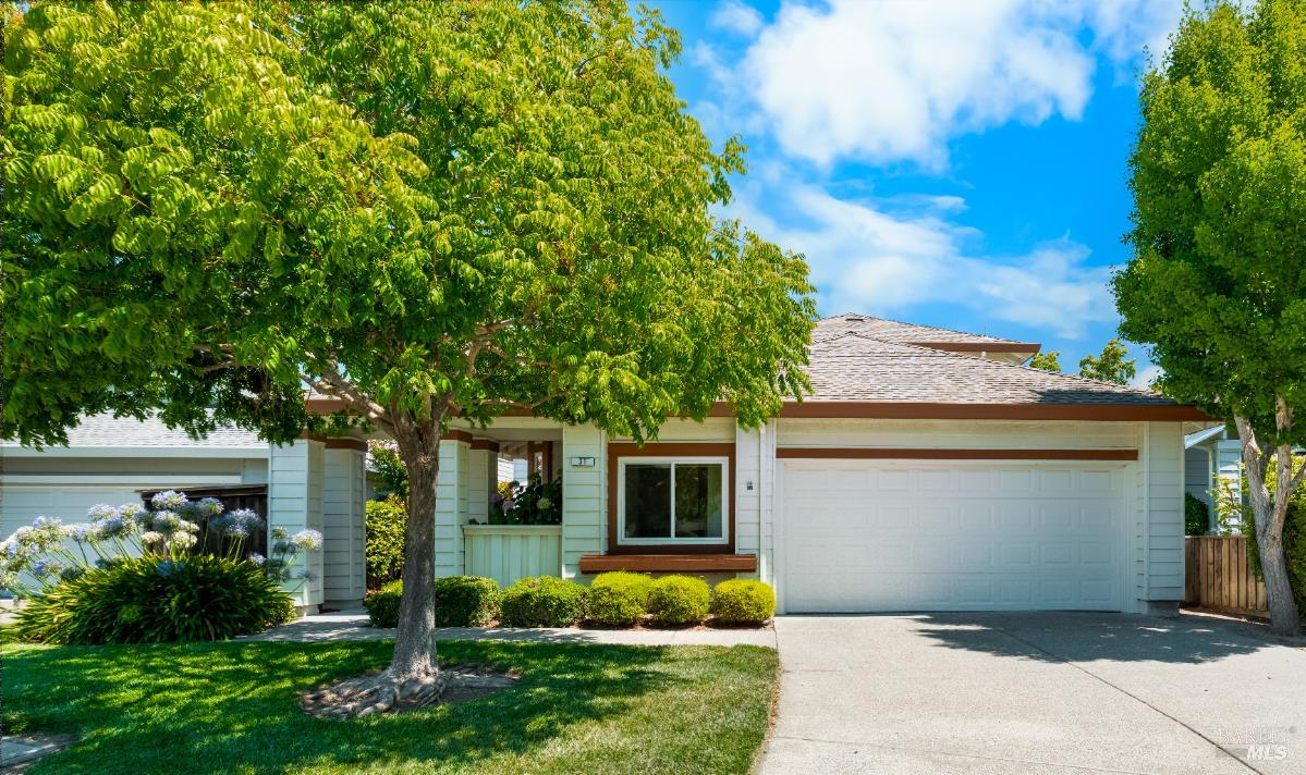 Detail Gallery Image 2 of 75 For 31 S Temelec Cir, Sonoma,  CA 95476 - 3 Beds | 2/1 Baths