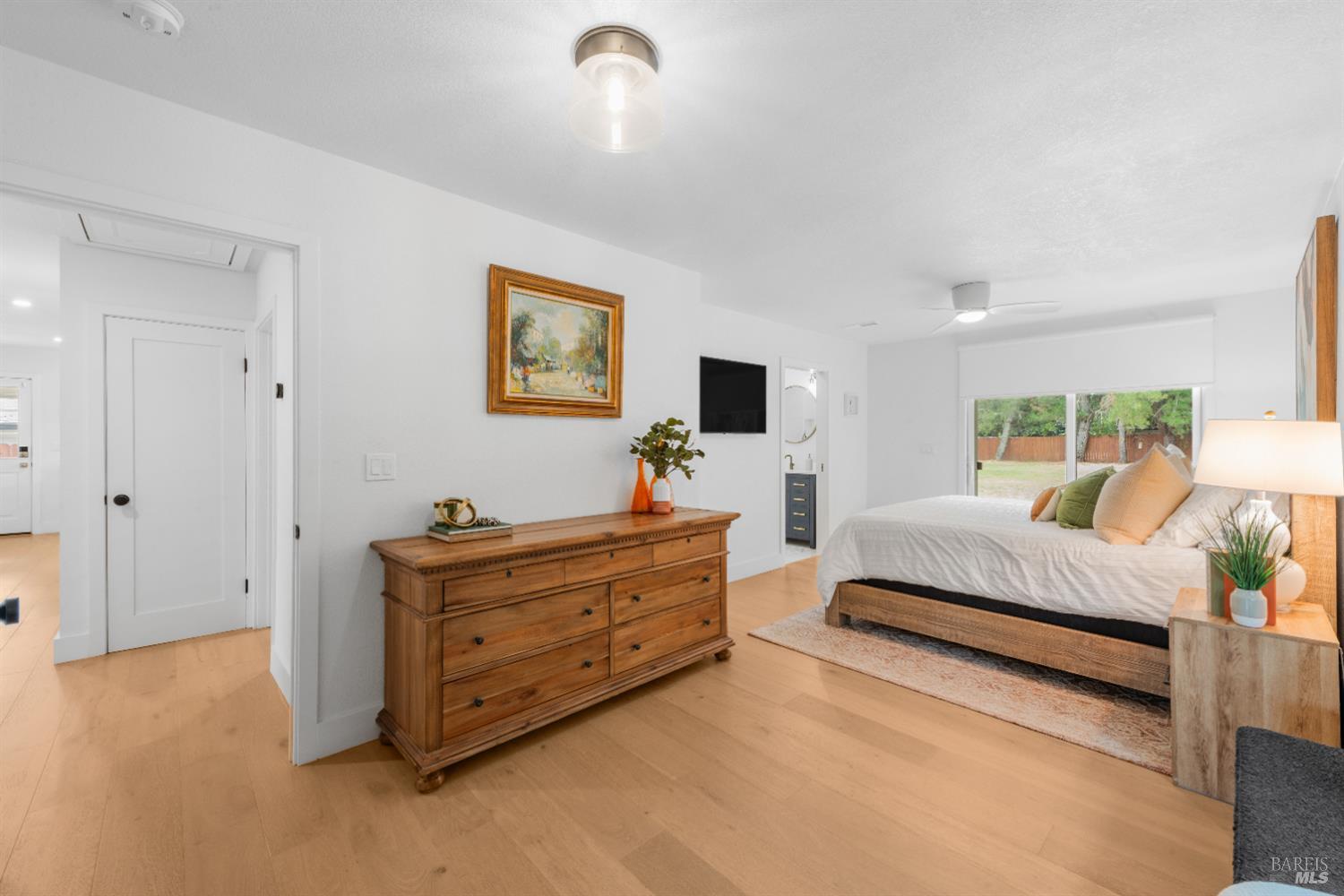 Detail Gallery Image 15 of 27 For 1133 Oak Ave, Saint Helena,  CA 94574 - 3 Beds | 2 Baths