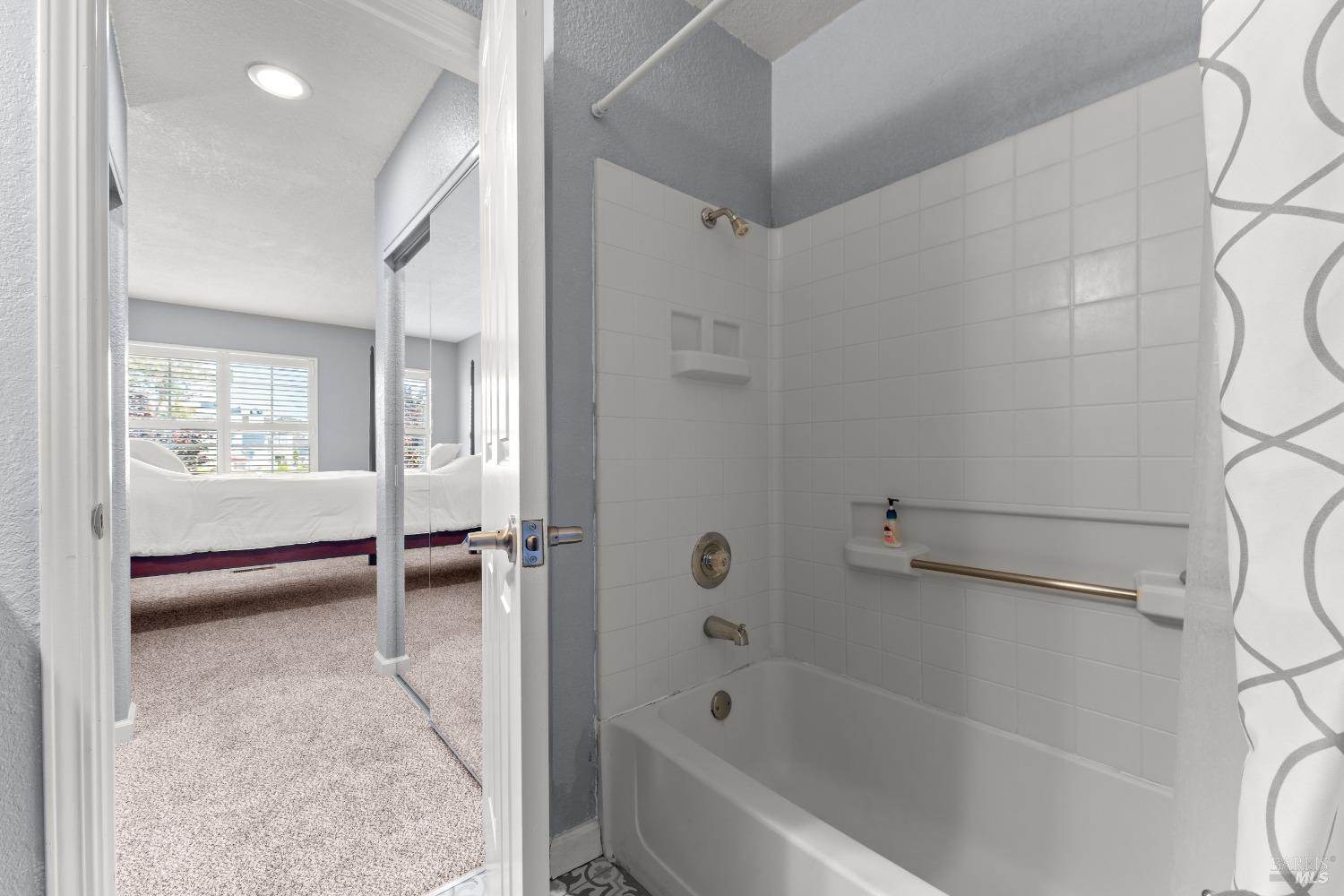 Detail Gallery Image 57 of 77 For 901 Point Reyes Ct #1,  Vallejo,  CA 94591 - 3 Beds | 2/1 Baths