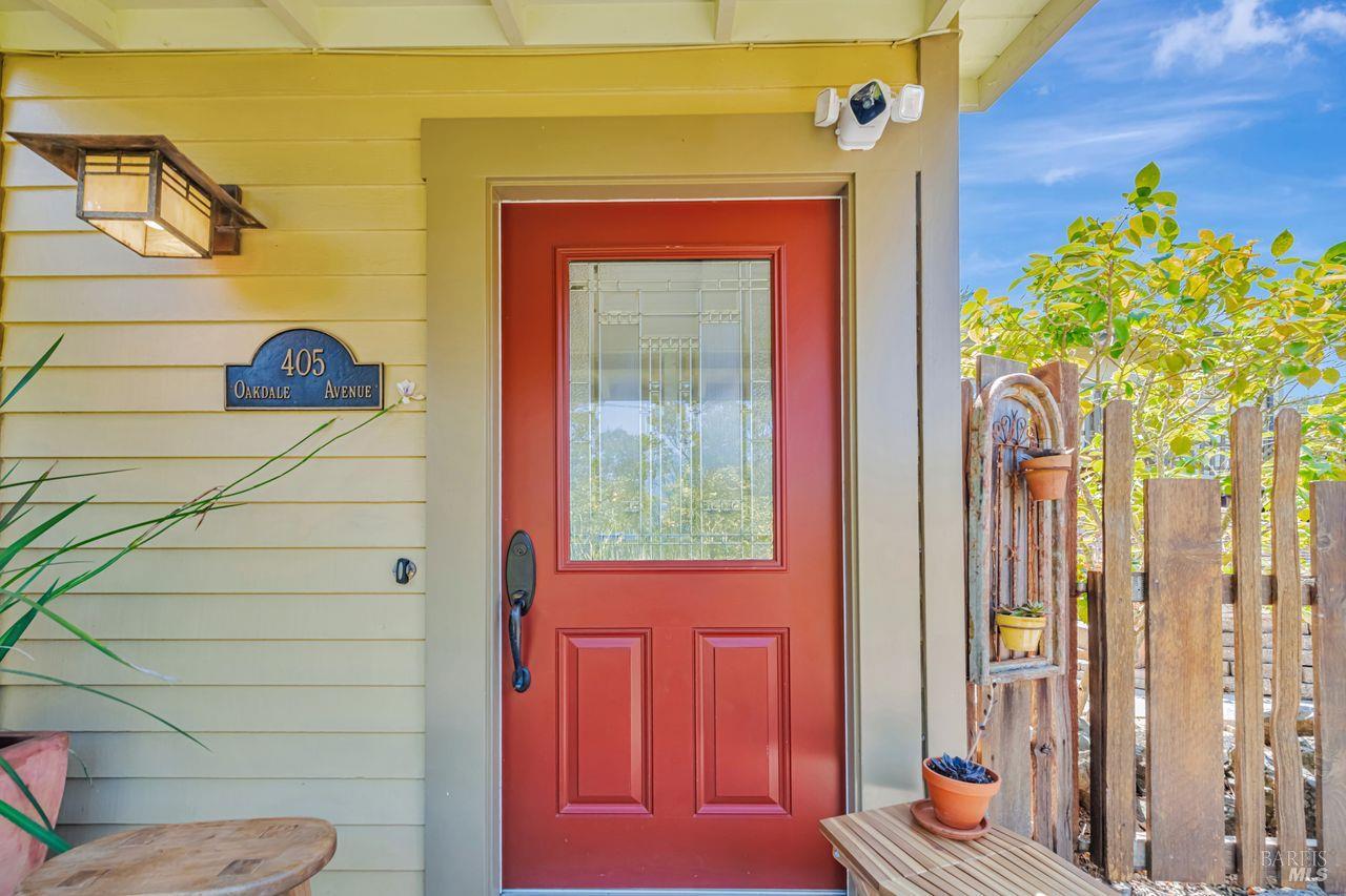 Detail Gallery Image 10 of 52 For 405 Oakdale Ave, Corte Madera,  CA 94925 - 4 Beds | 4/1 Baths