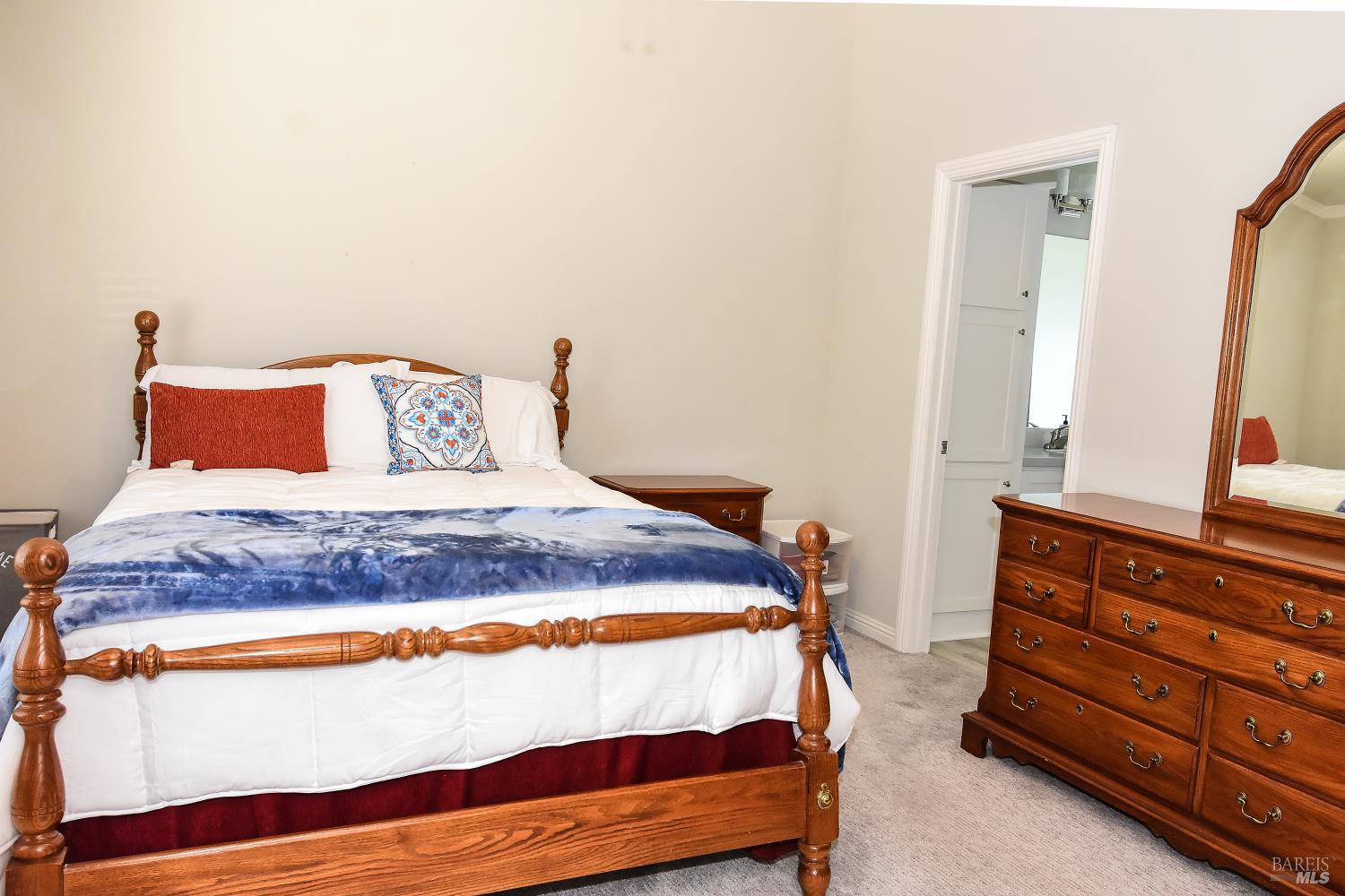 Detail Gallery Image 18 of 23 For 124 Vista Dr, Sonoma,  CA 95476 - 3 Beds | 2 Baths