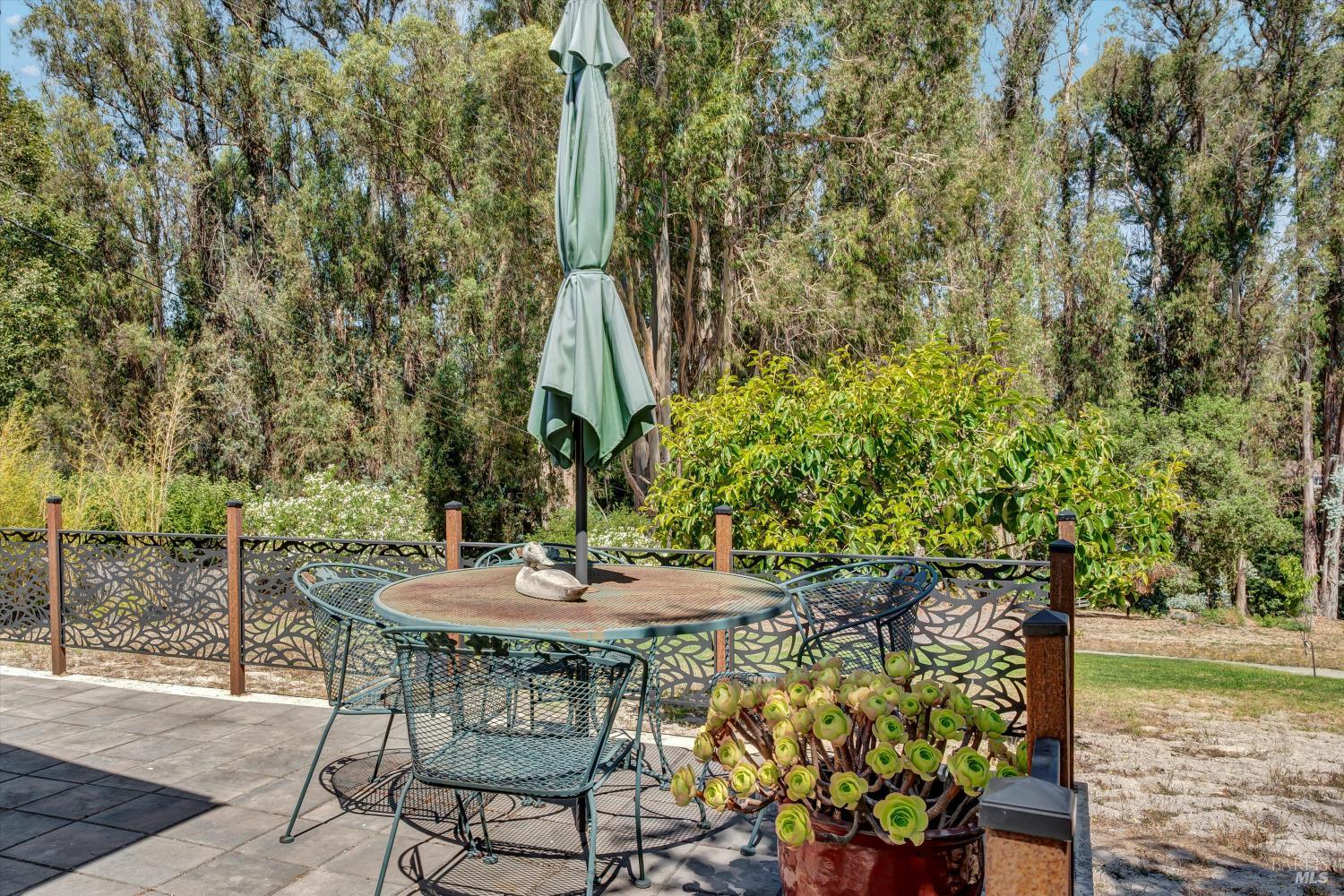 Detail Gallery Image 42 of 53 For 7739 Lynch Rd, Sebastopol,  CA 95472 - 2 Beds | 2 Baths