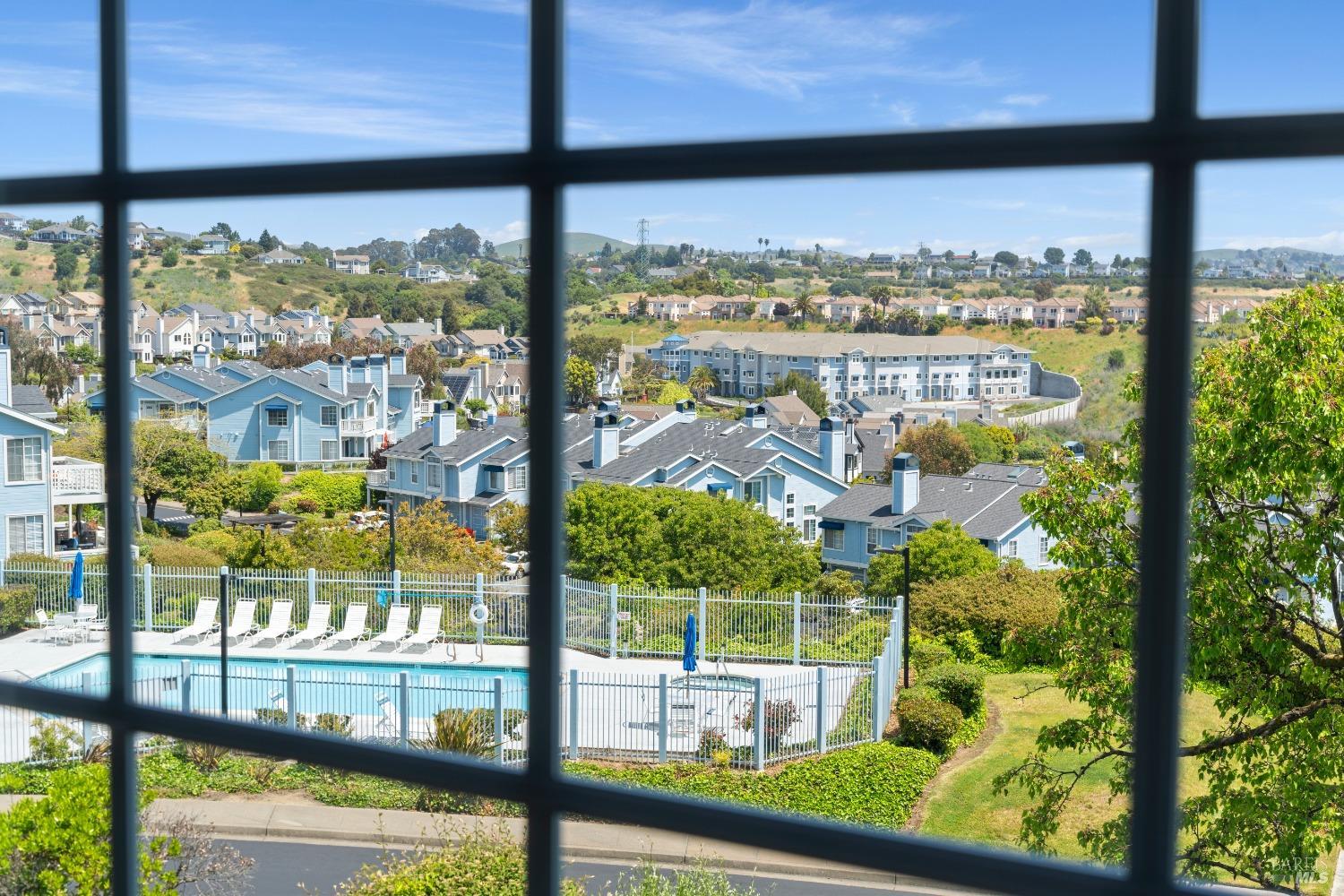 Detail Gallery Image 47 of 77 For 901 Point Reyes Ct #1,  Vallejo,  CA 94591 - 3 Beds | 2/1 Baths