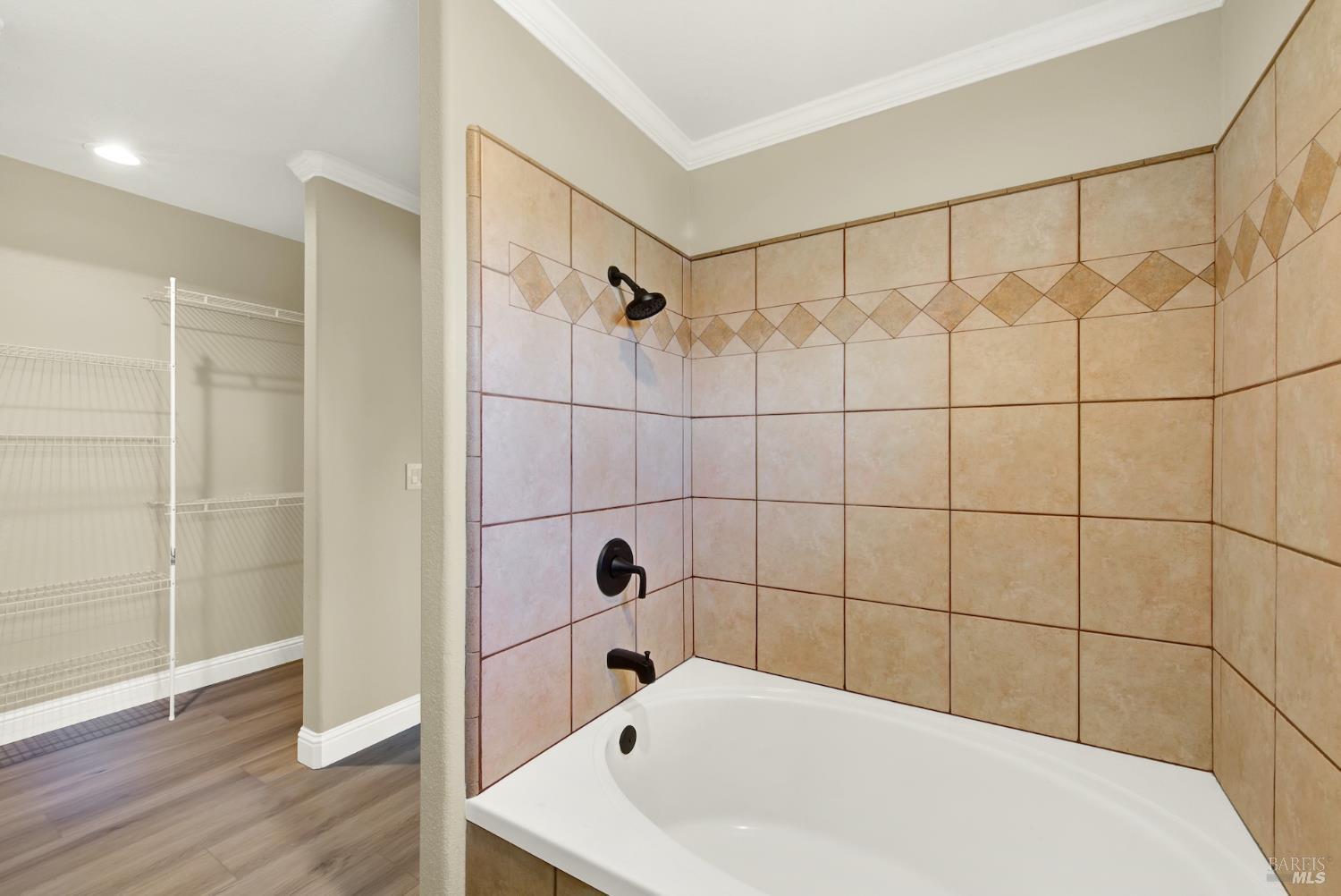 Detail Gallery Image 48 of 98 For 681 Hillside Dr, Fairfield,  CA 94533 - 5 Beds | 4/2 Baths