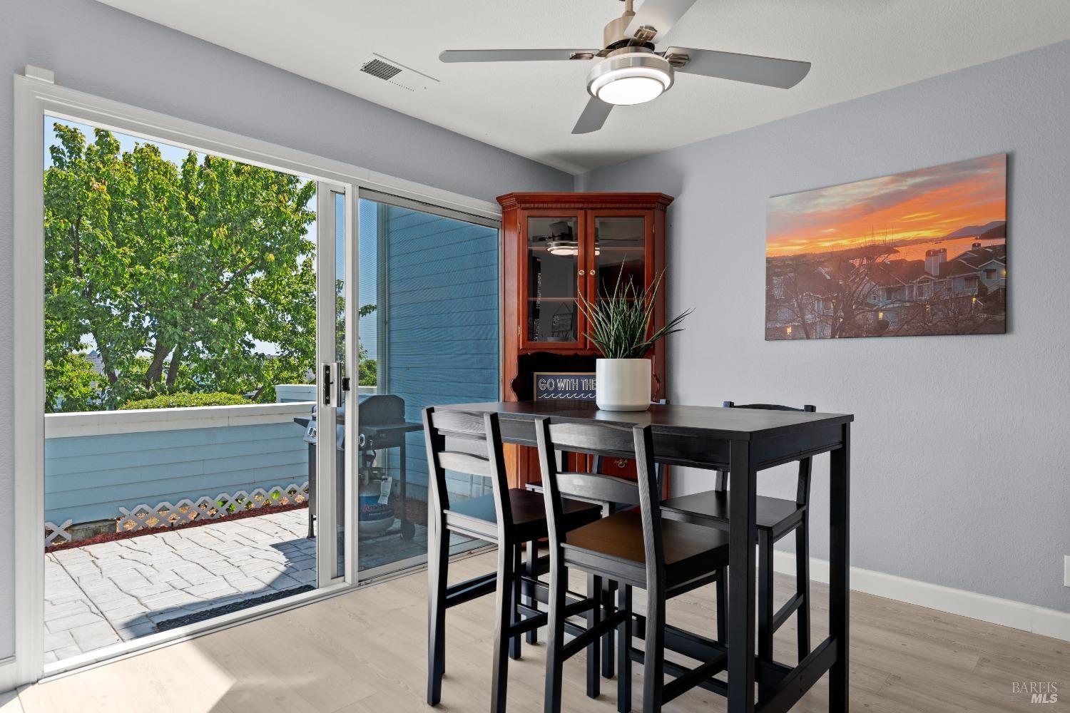 Detail Gallery Image 27 of 77 For 901 Point Reyes Ct #1,  Vallejo,  CA 94591 - 3 Beds | 2/1 Baths