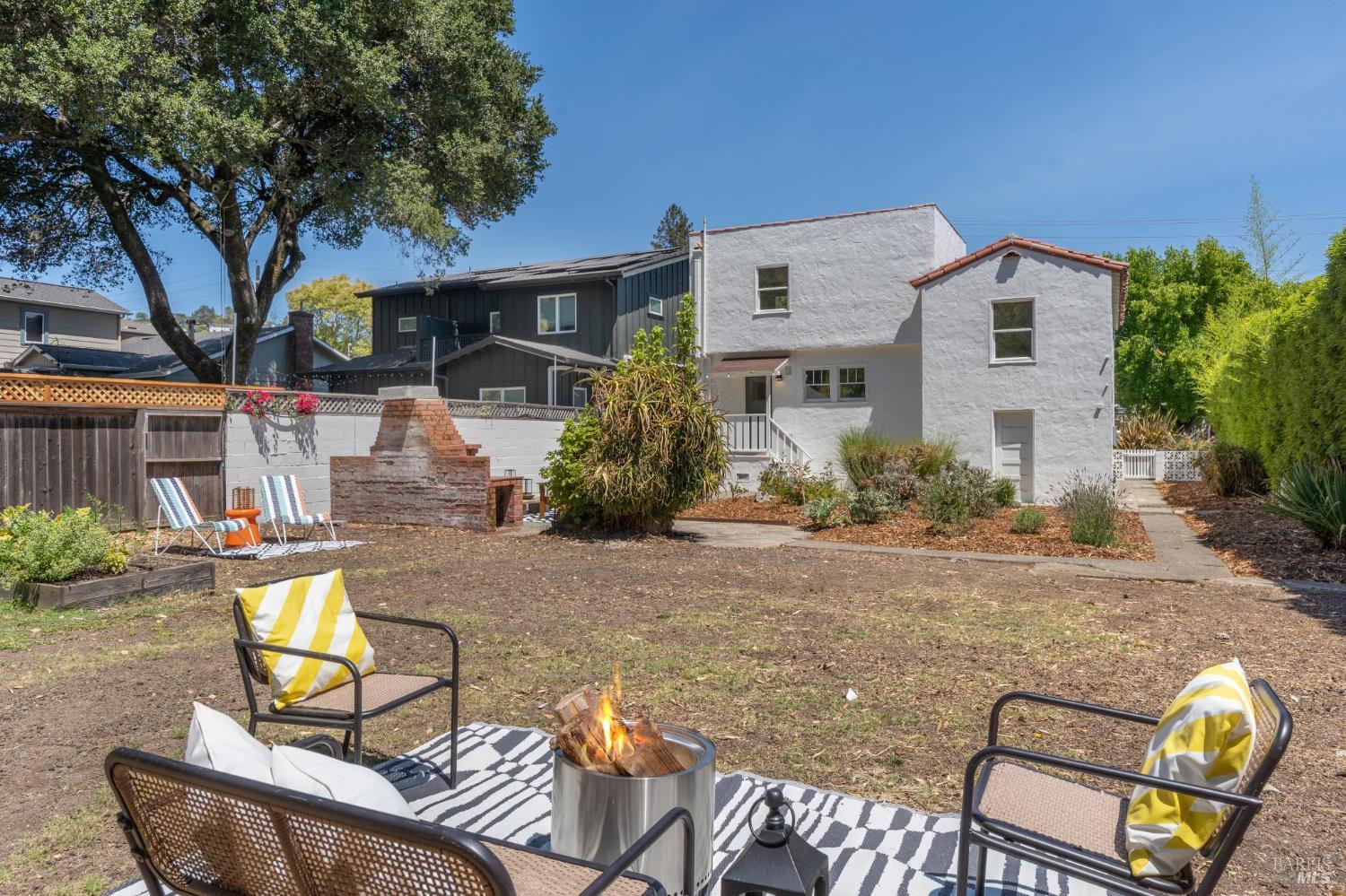 Detail Gallery Image 48 of 52 For 1943 5th Ave, San Rafael,  CA 94901 - 3 Beds | 1/1 Baths
