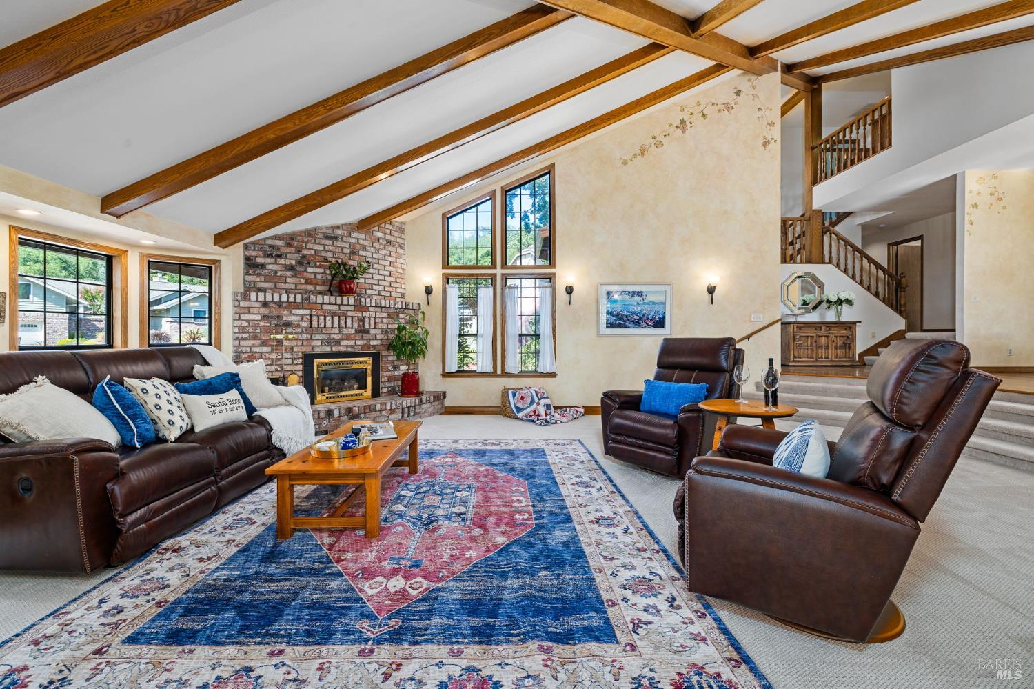 Detail Gallery Image 16 of 60 For 3541 Foxwood Pl, Santa Rosa,  CA 95405 - 3 Beds | 3 Baths