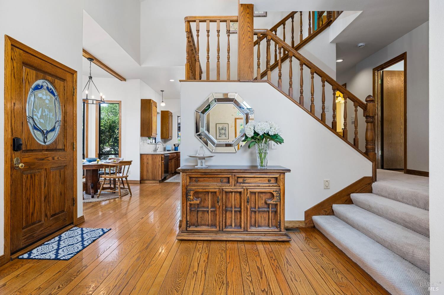 Detail Gallery Image 6 of 60 For 3541 Foxwood Pl, Santa Rosa,  CA 95405 - 3 Beds | 3 Baths