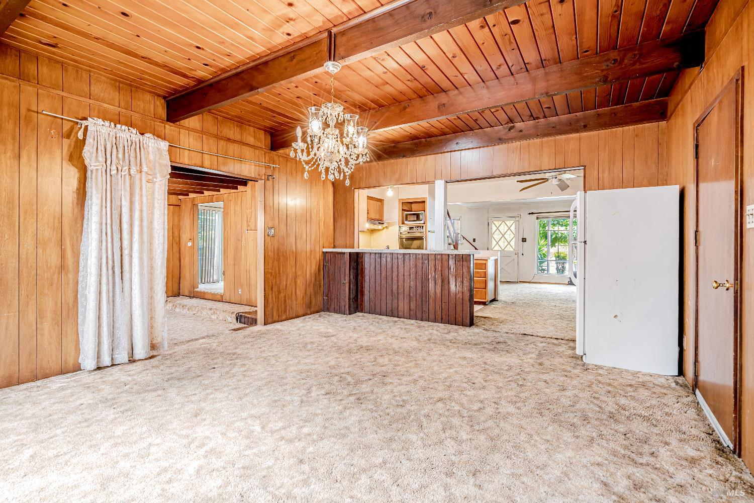Detail Gallery Image 29 of 39 For 525 Park Ln, Petaluma,  CA 94954 - 4 Beds | 2 Baths